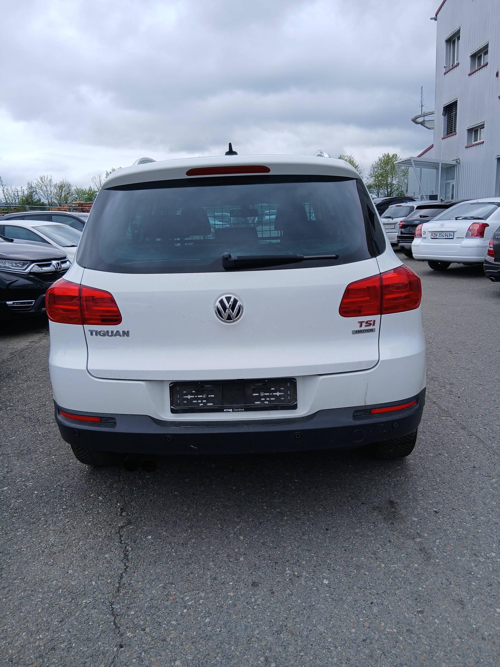 VW Tiguan 1.4 TSI Design 4Motion-image-5