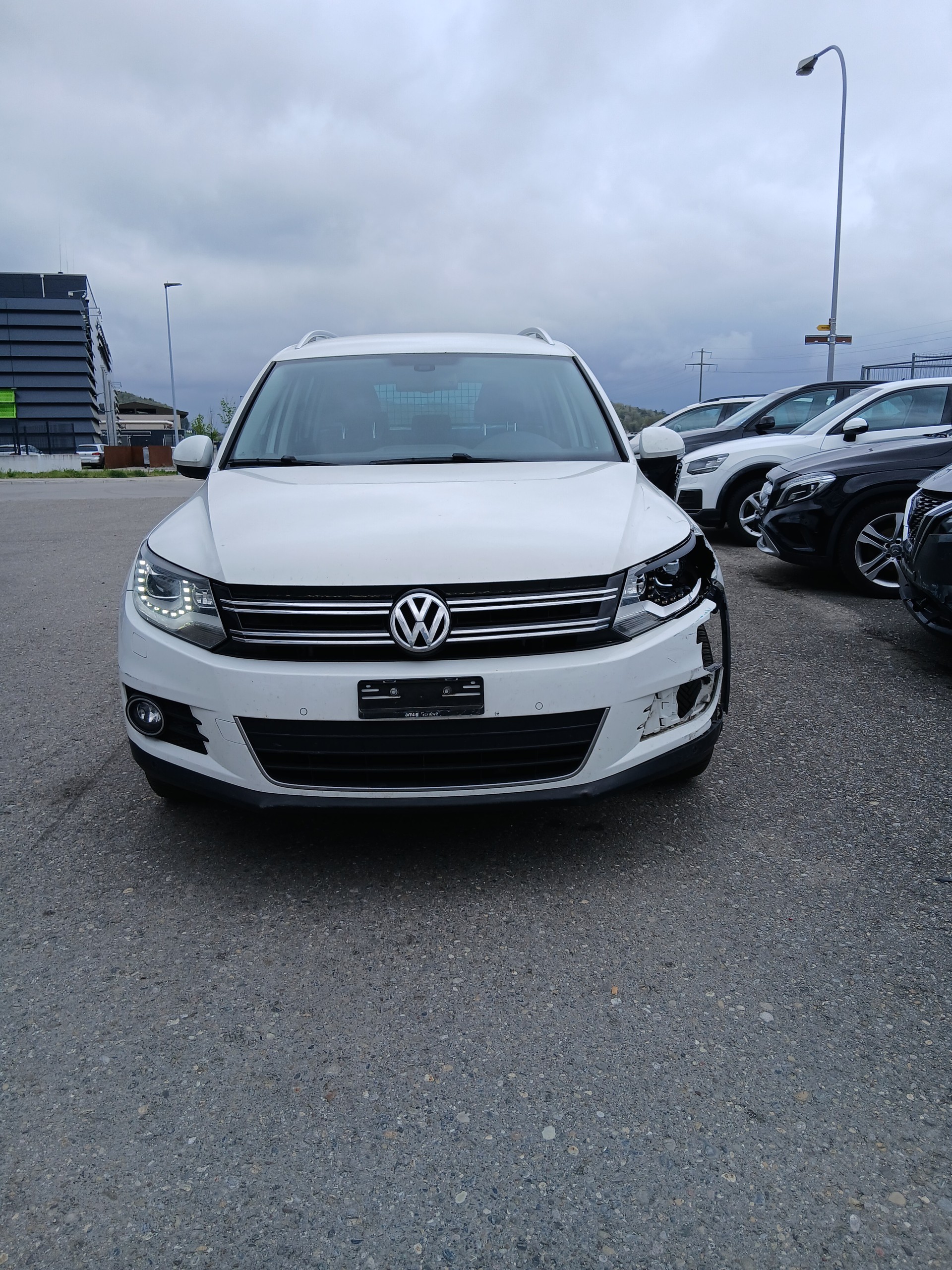 VW Tiguan 1.4 TSI Design 4Motion-image-0