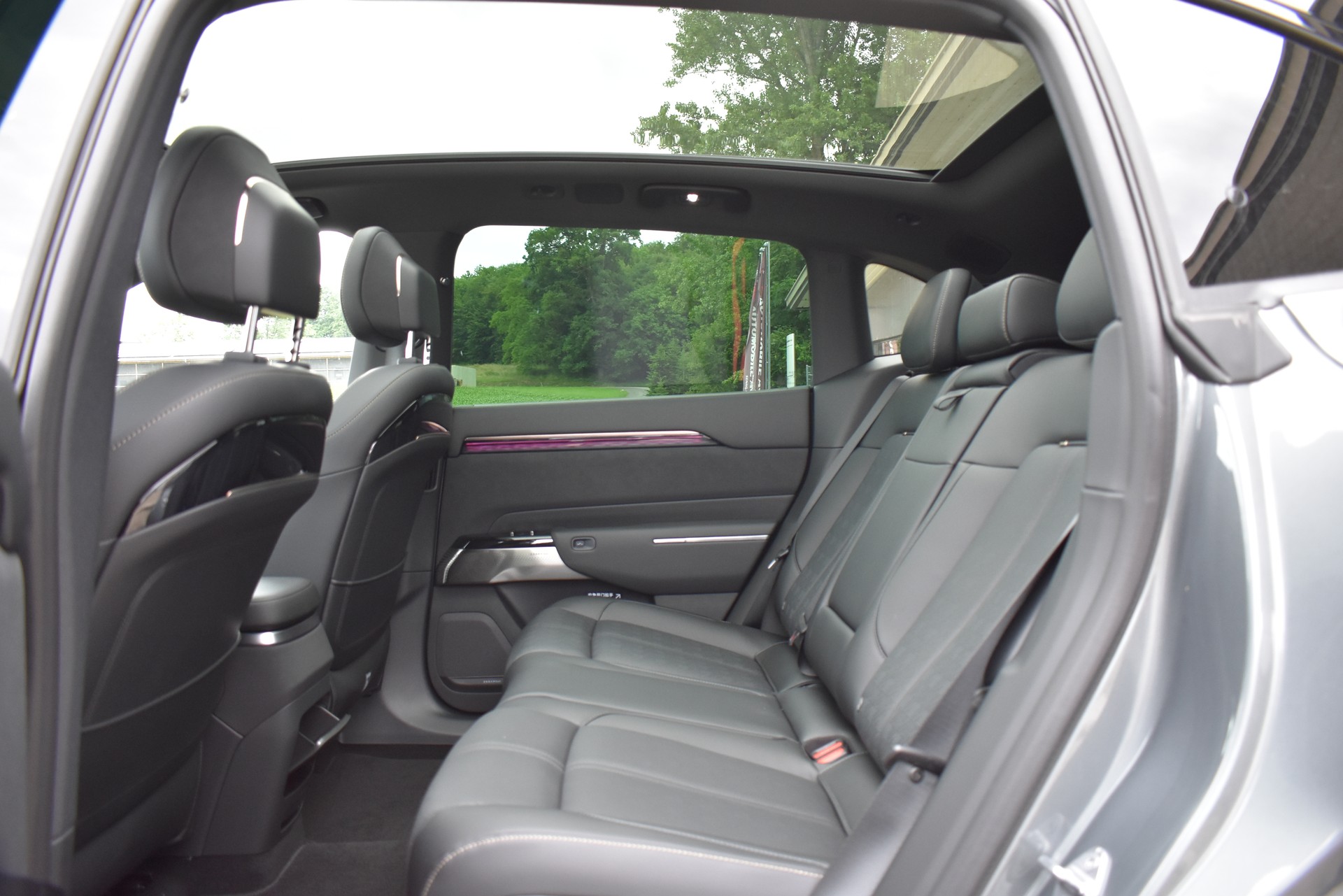 ZEEKR 7X 100kWh Privilege AWD-image-9