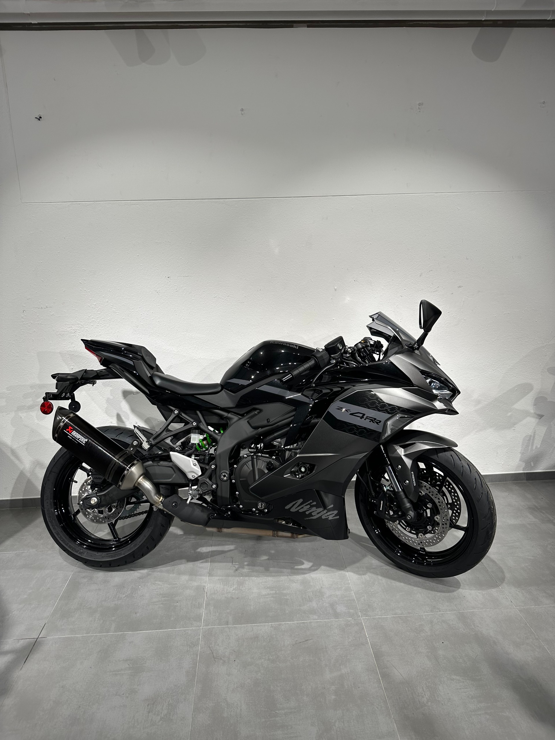 KAWASAKI Ninja ZX-4RR