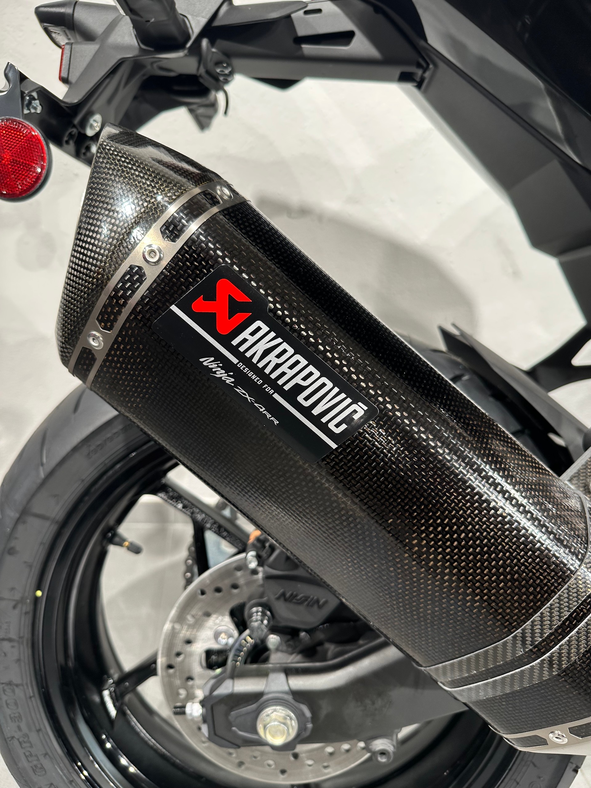 KAWASAKI Ninja ZX-4RR-image-12
