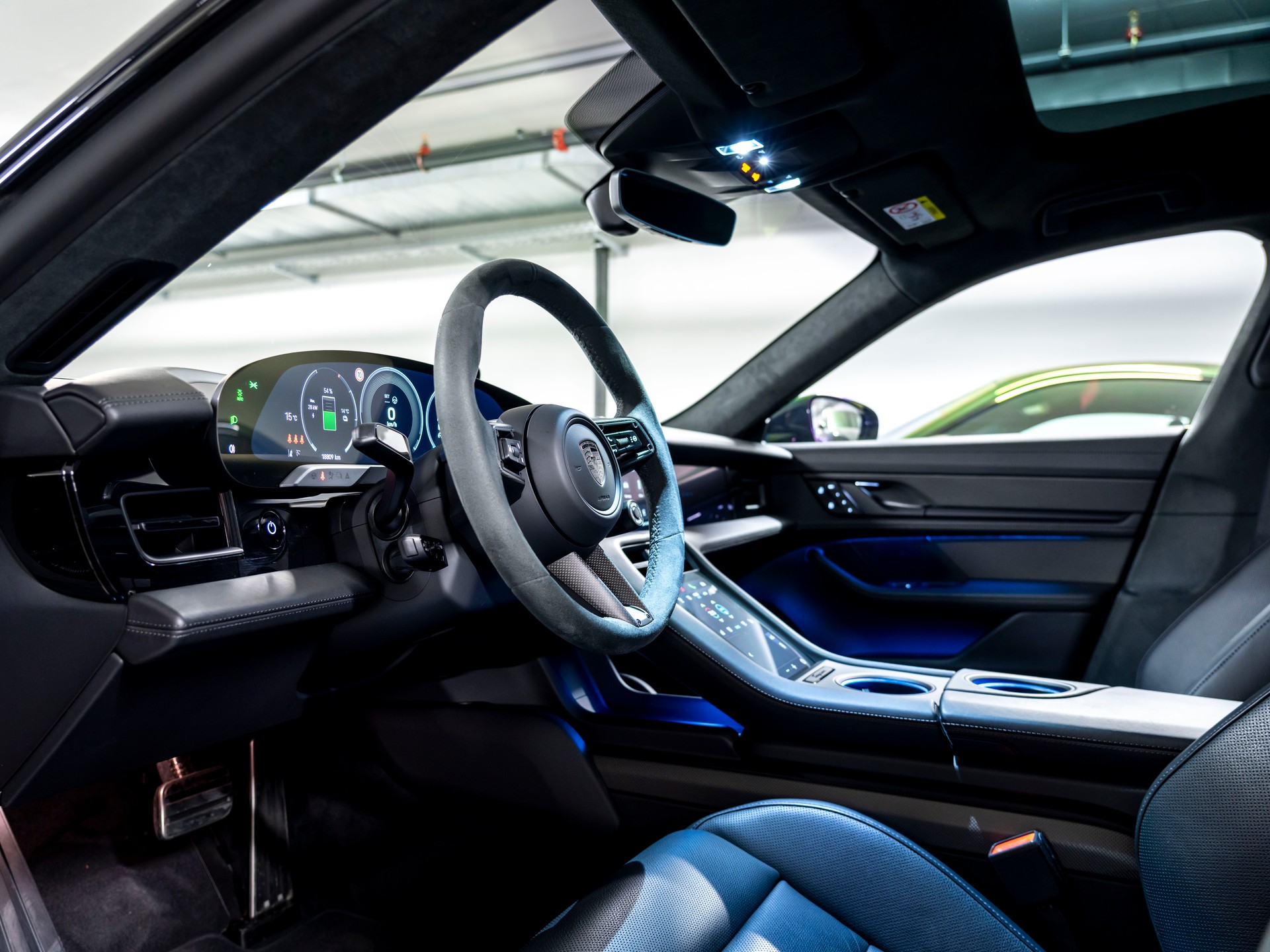 PORSCHE Taycan CrossTurismo Turbo 104kWh-image-14