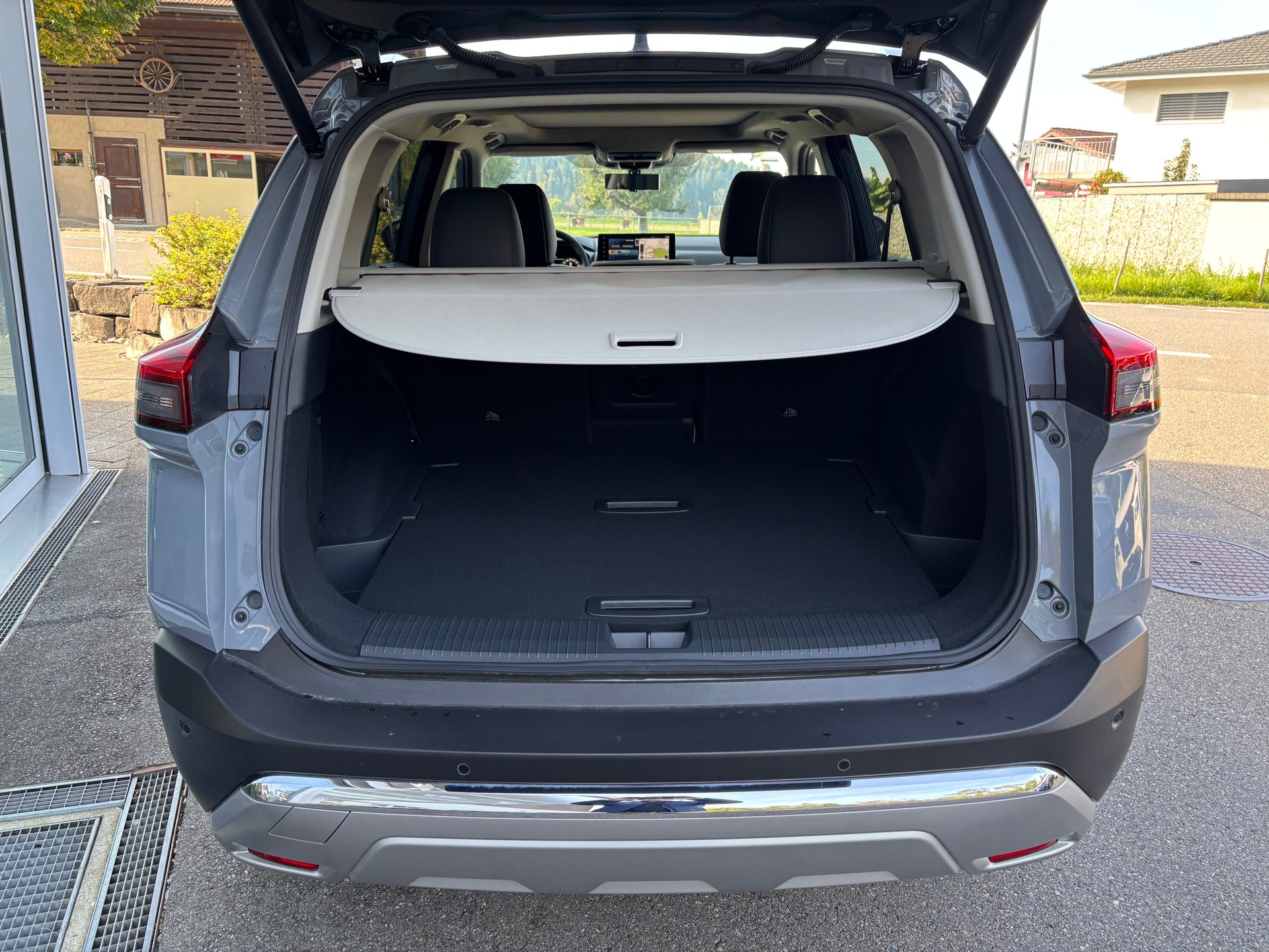 NISSAN X-Trail 1.5e-Pow 4WD Tekna+-image-4