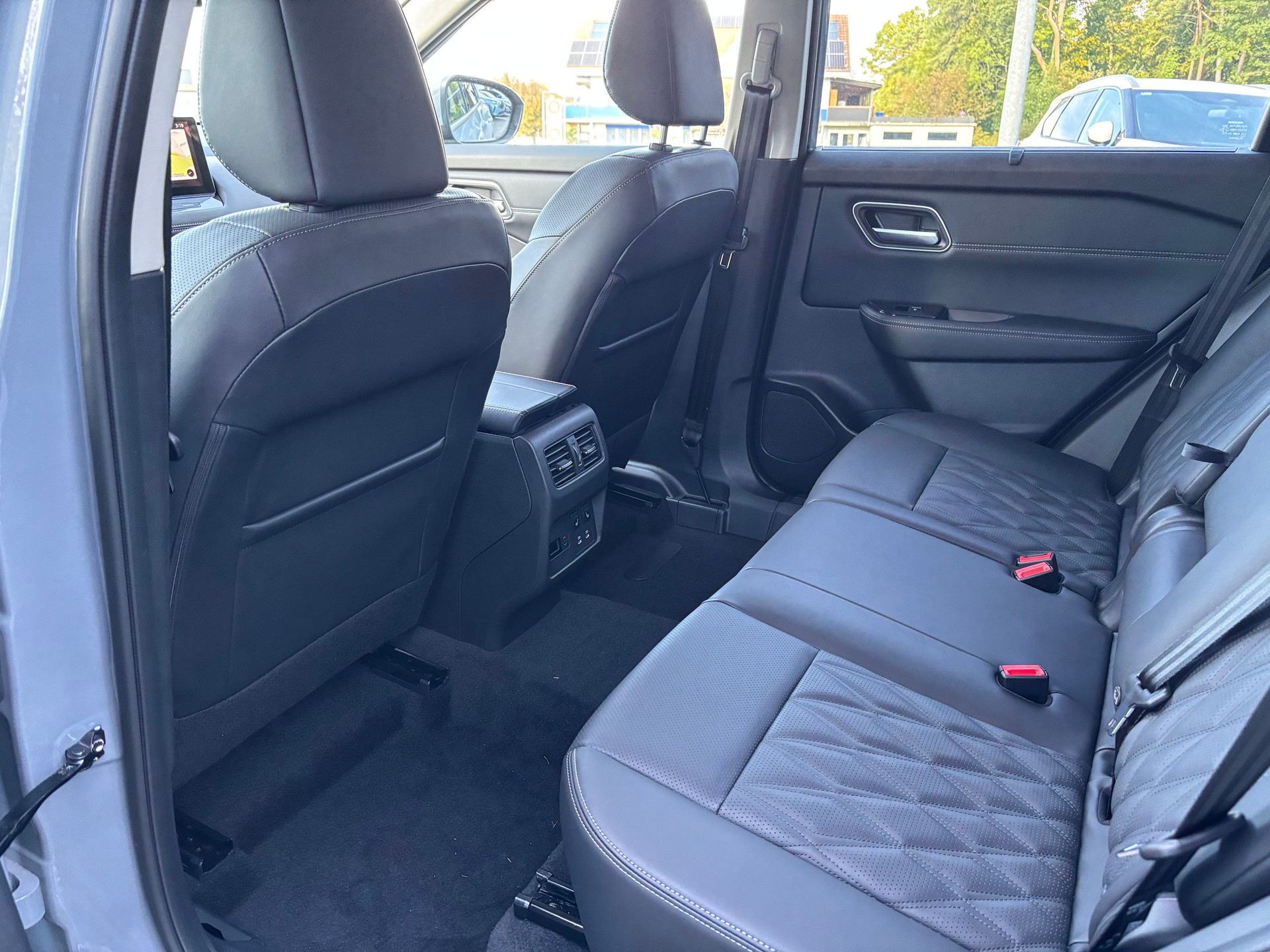 NISSAN X-Trail 1.5e-Pow 4WD Tekna+-image-10
