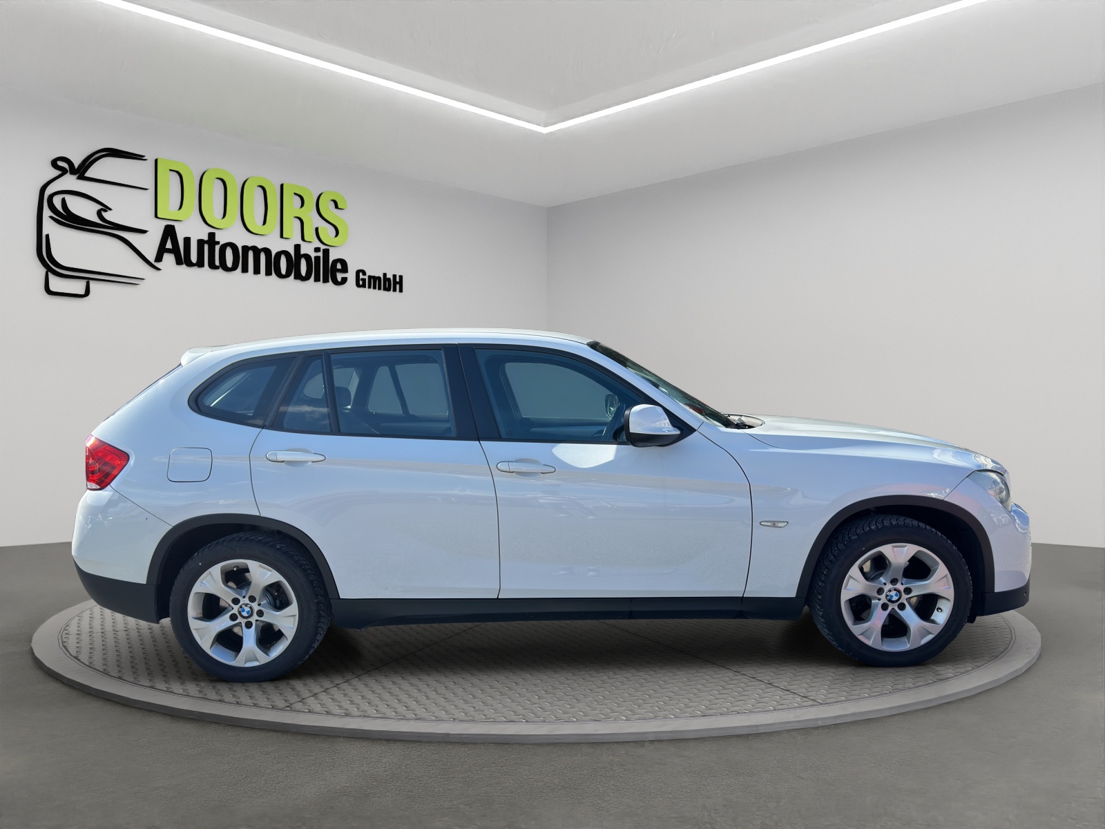 BMW X1 sDrive 18d Steptronic-image-8