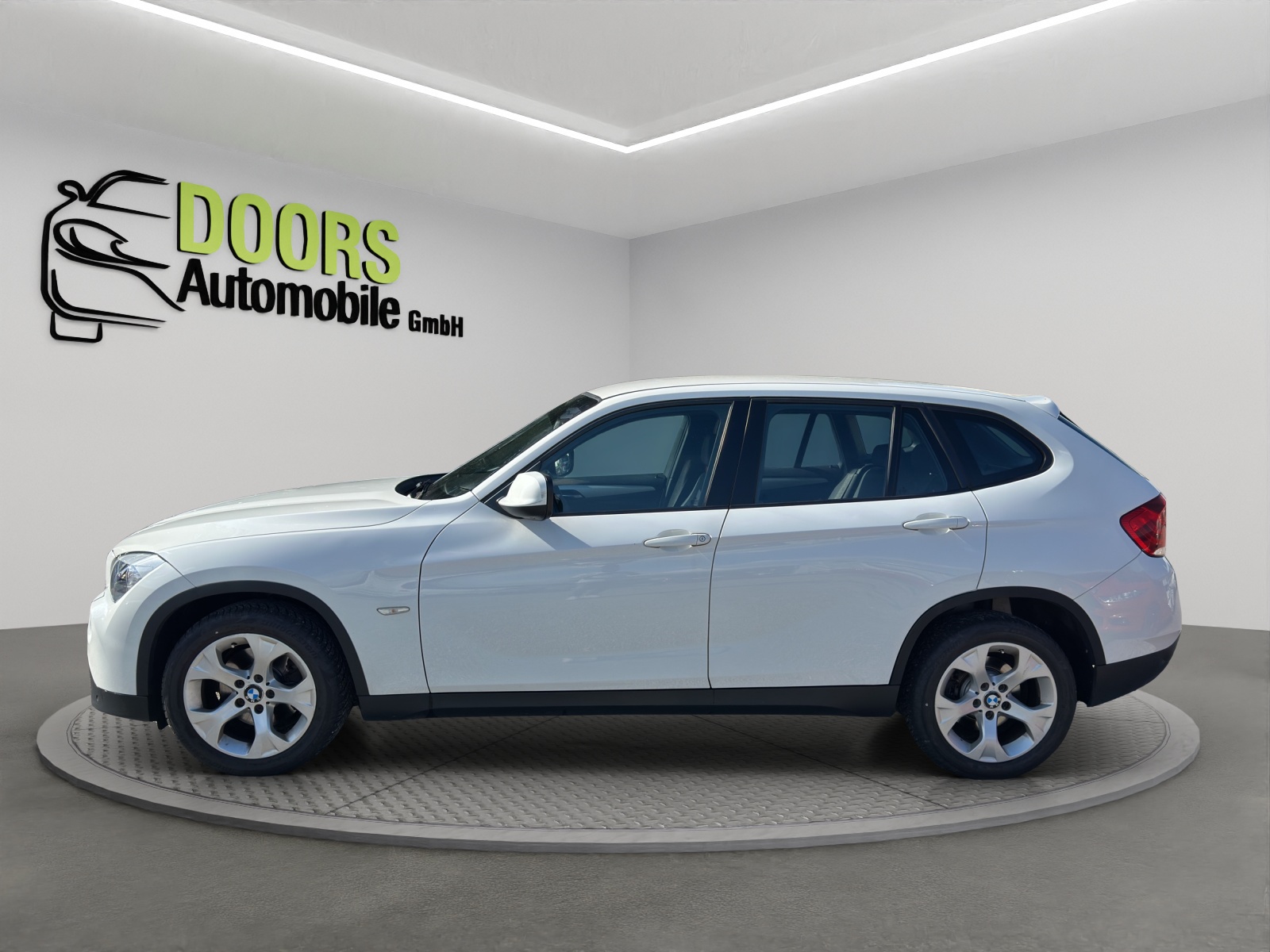 BMW X1 sDrive 18d Steptronic-image-5