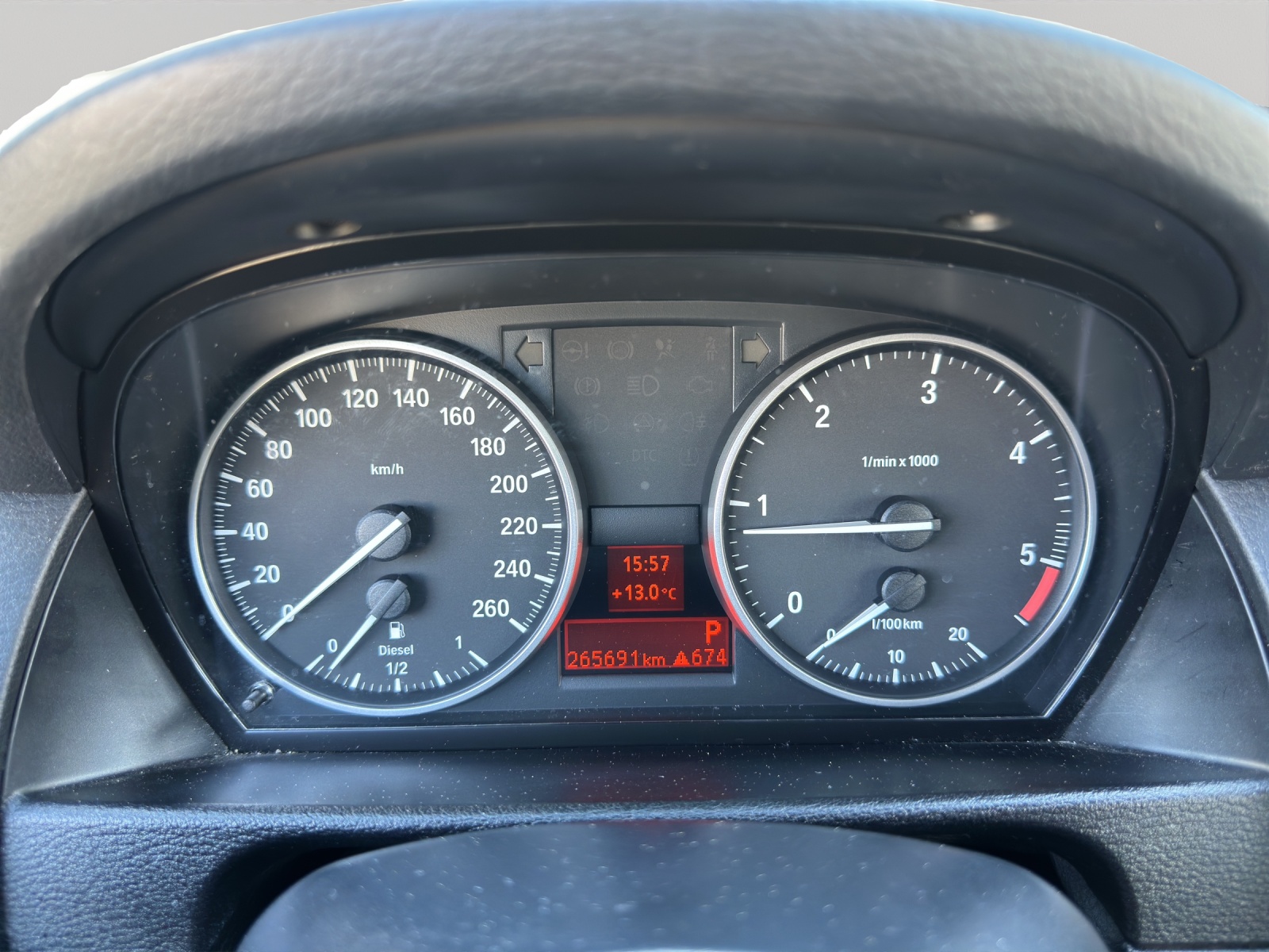 BMW X1 sDrive 18d Steptronic-image-18