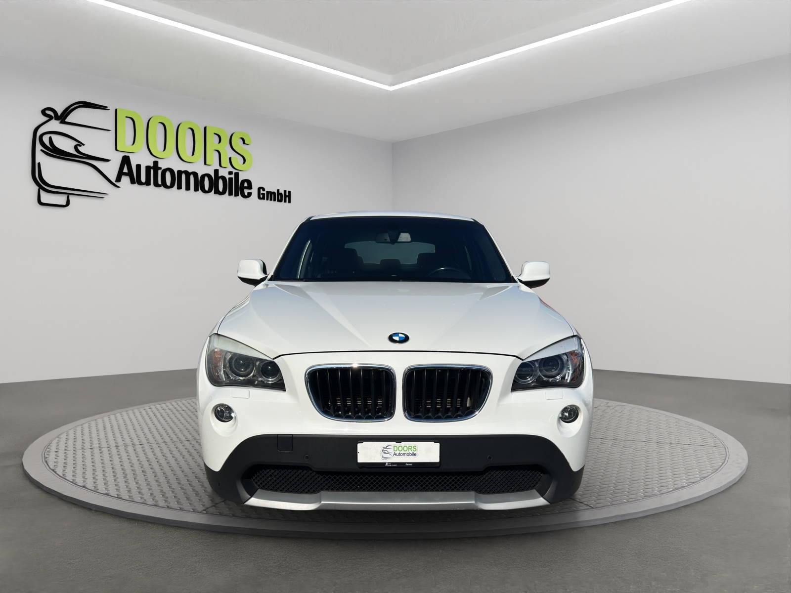 BMW X1 sDrive 18d Steptronic-image-1