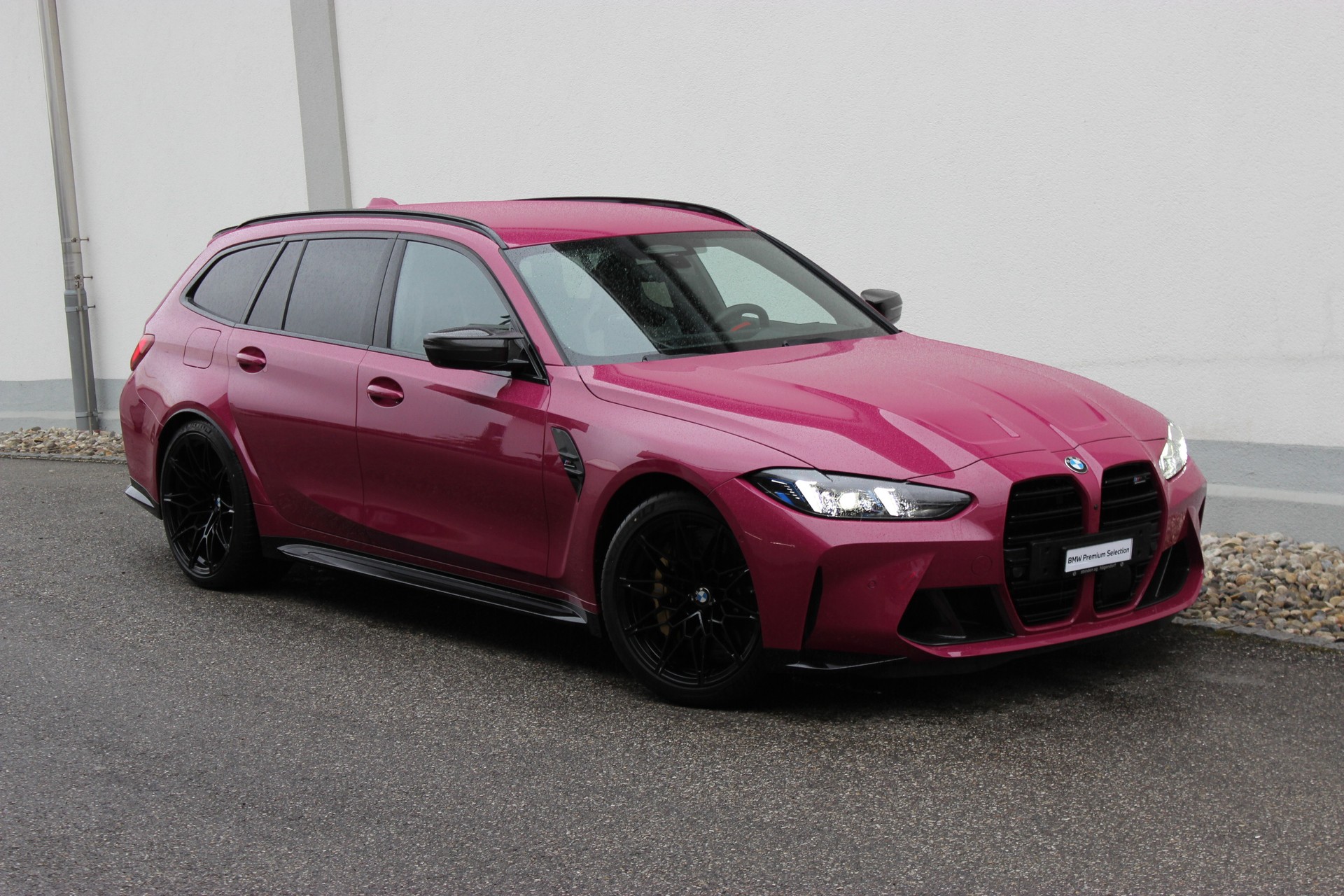 BMW M3 Touring xDrive Competition M CARBON EXTERIEURPAKET Sonderlackierung *STERNRUBIN*-showroom-element-2