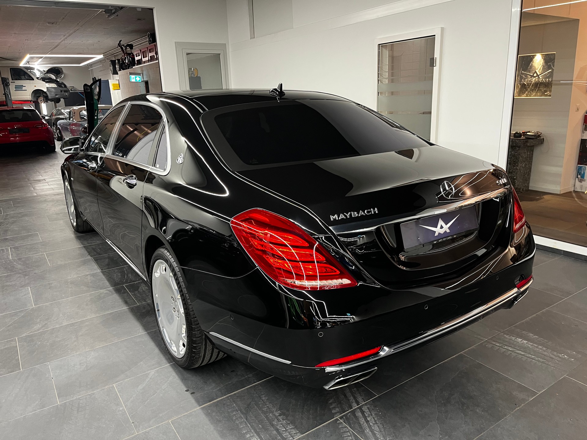 MERCEDES-BENZ S 600 Maybach 7G-Tronic-image-4