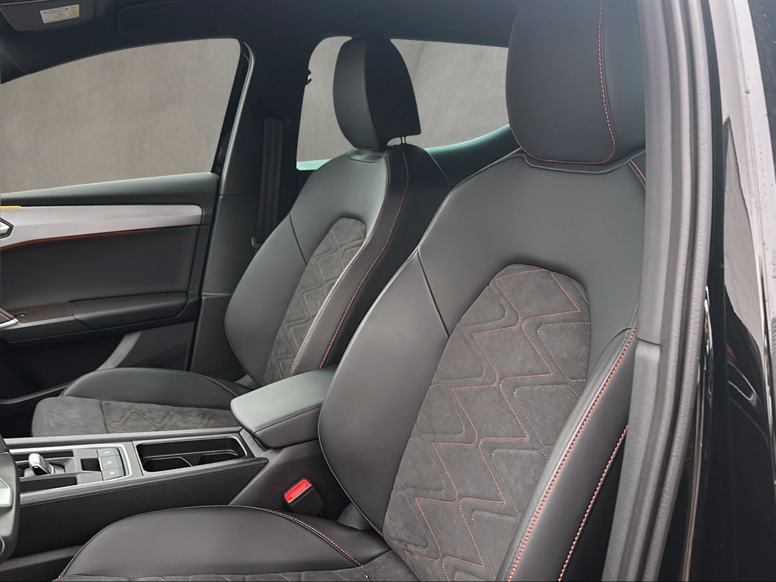 SEAT Leon ST 1.4 eHybrid pHEV DSG Hola FR-image-5