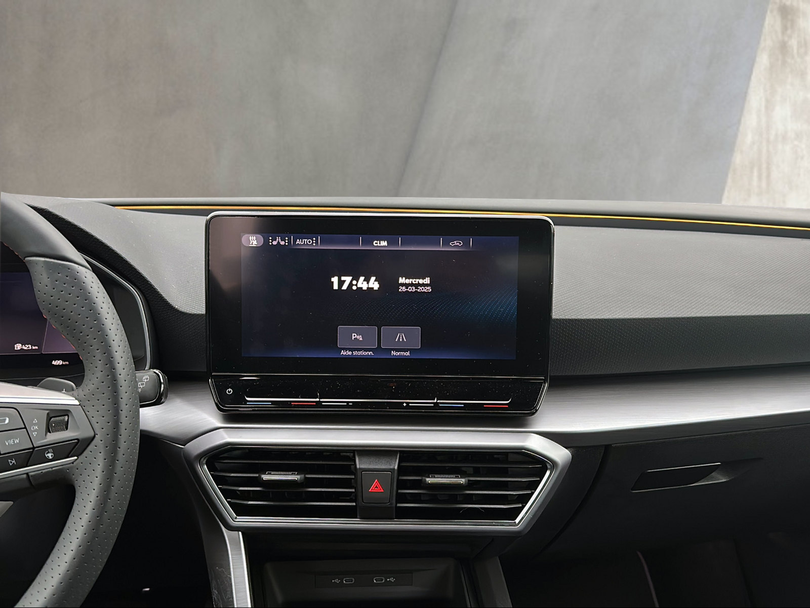 SEAT Leon ST 1.4 eHybrid pHEV DSG Hola FR-image-9
