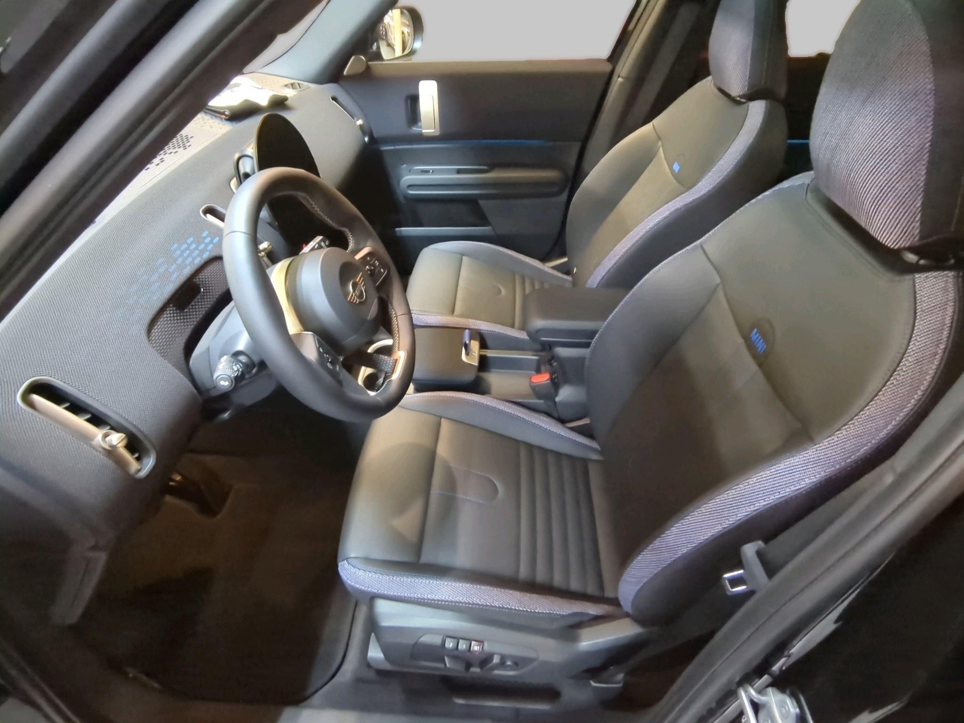 MINI Countryman S ALL4-image-13