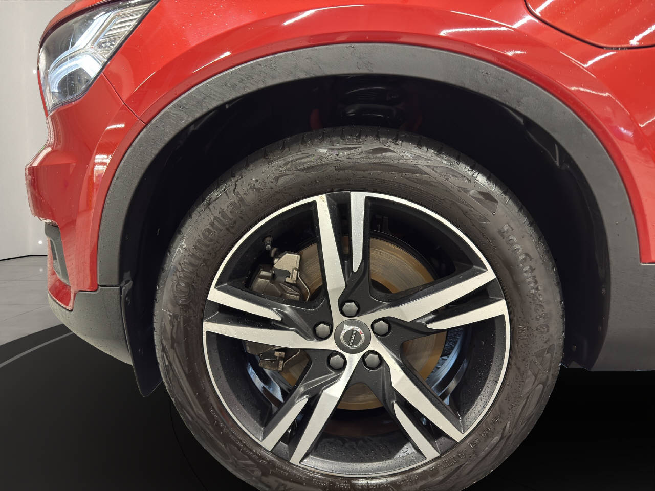 VOLVO XC40 1.5 T4 PiH R-Design-image-5