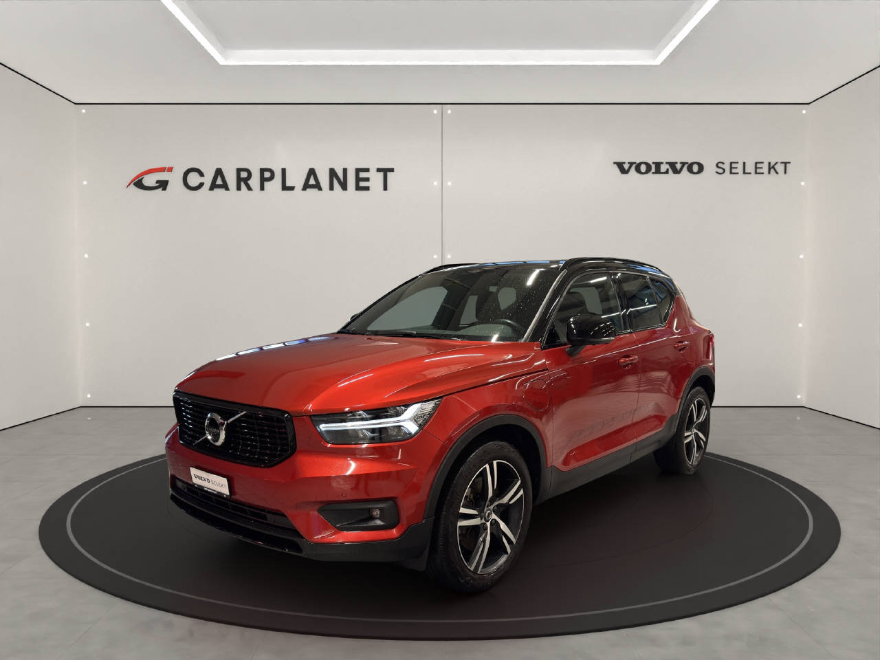 VOLVO XC40 1.5 T4 PiH R-Design-image-0