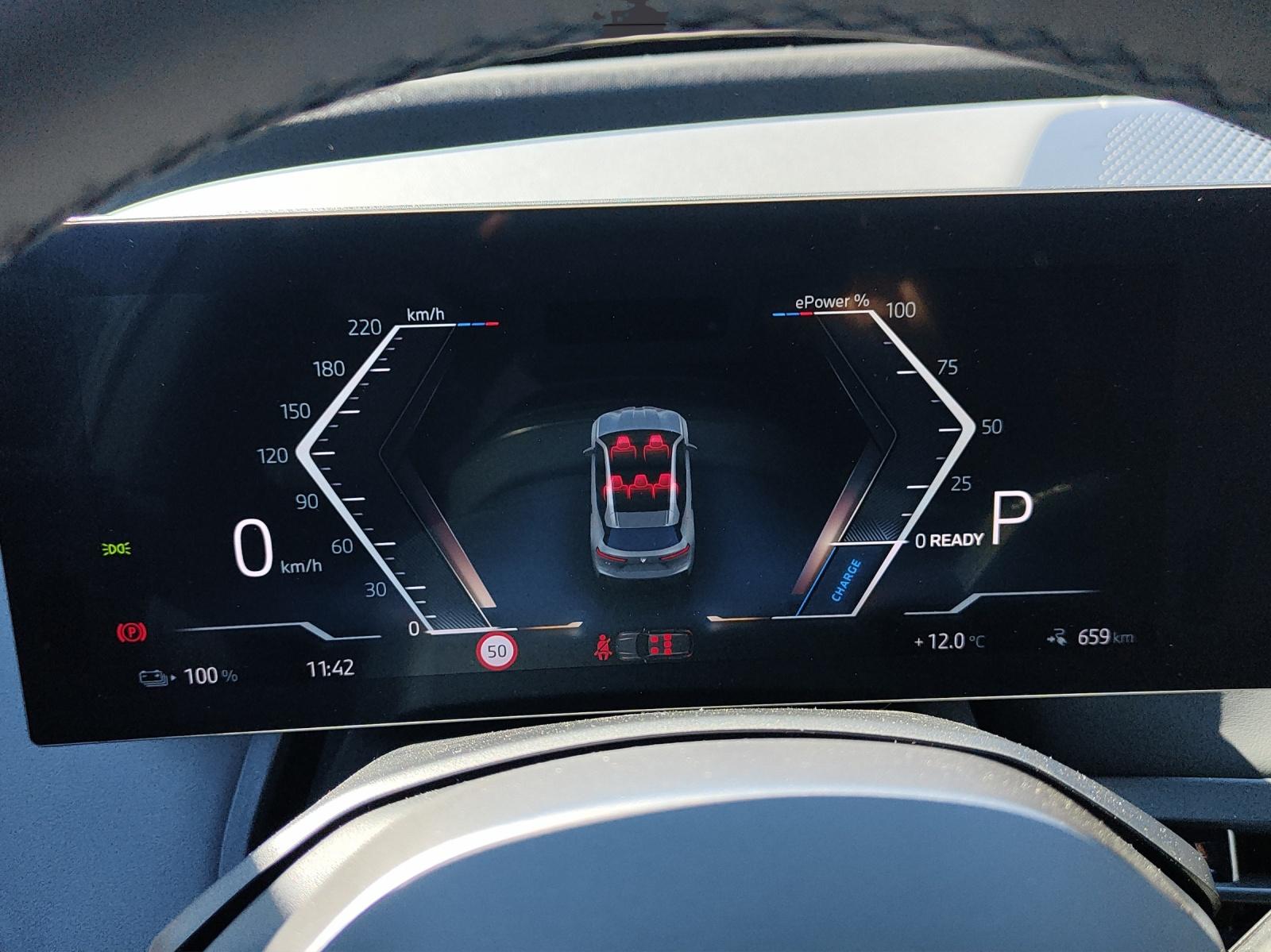BMW iX xDrive60-image-10