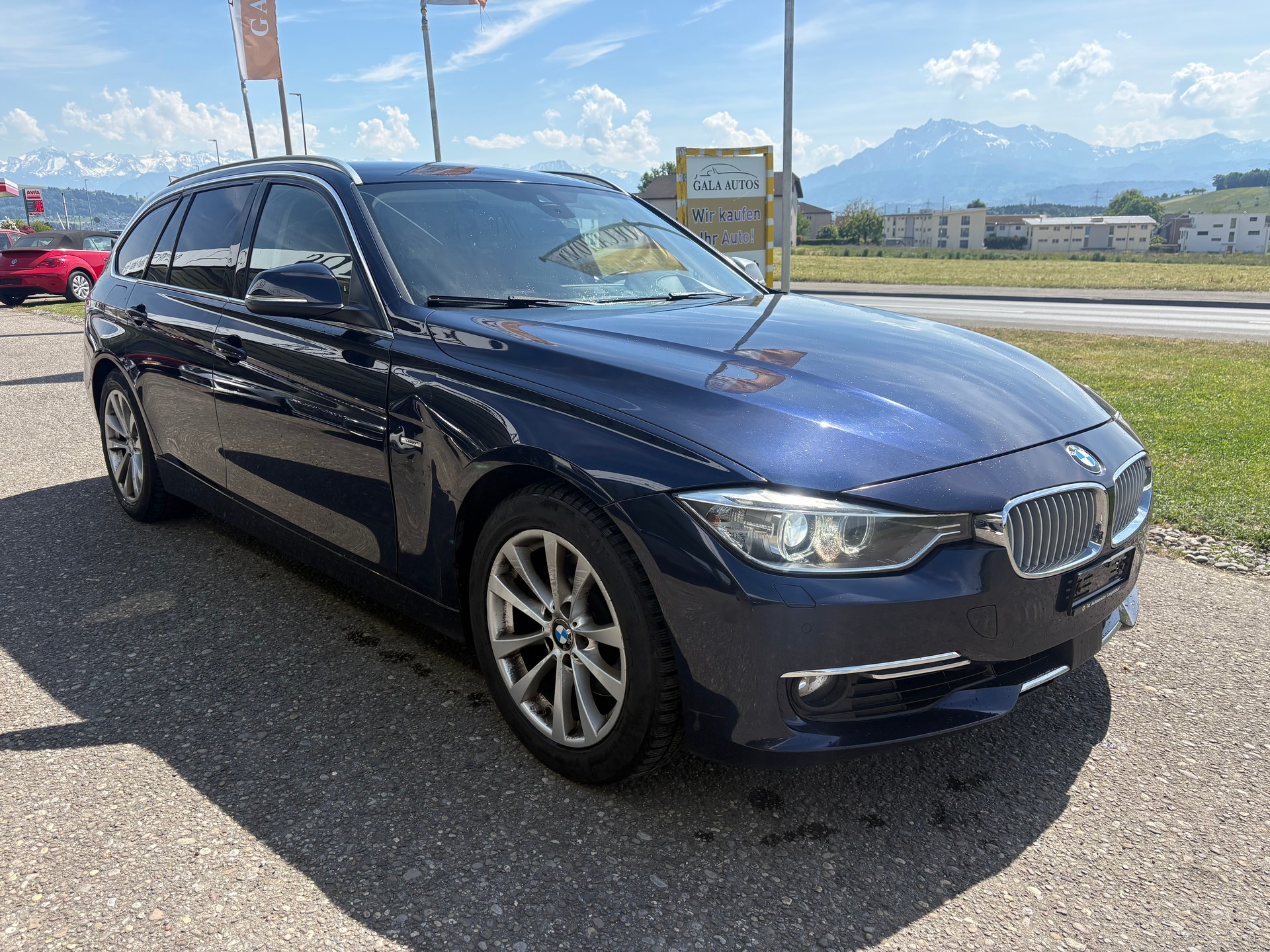 BMW 328i Touring Luxury Line Steptronic-image-2