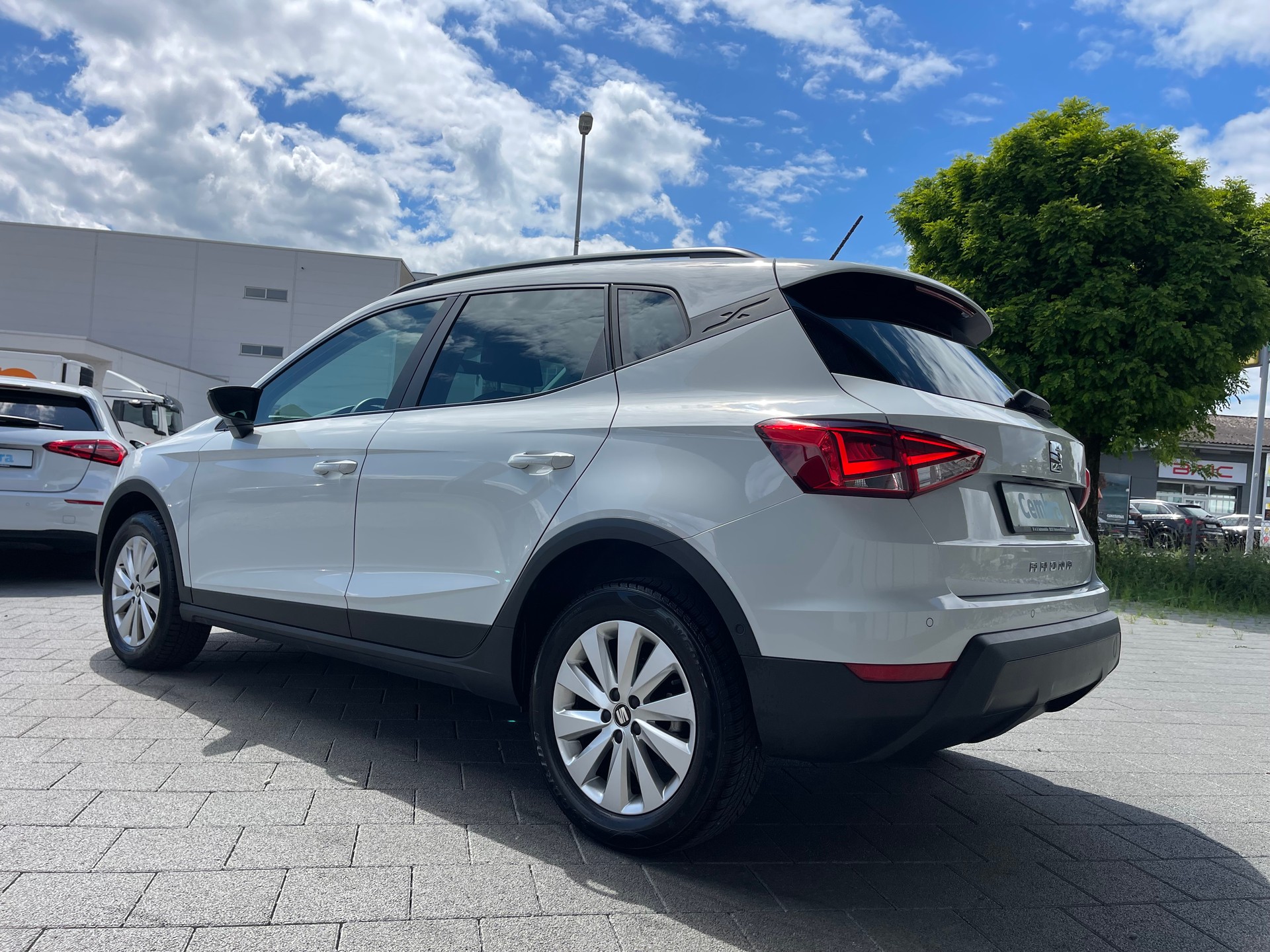 SEAT Arona 1.0 TSI Eco DSG Style-image-6