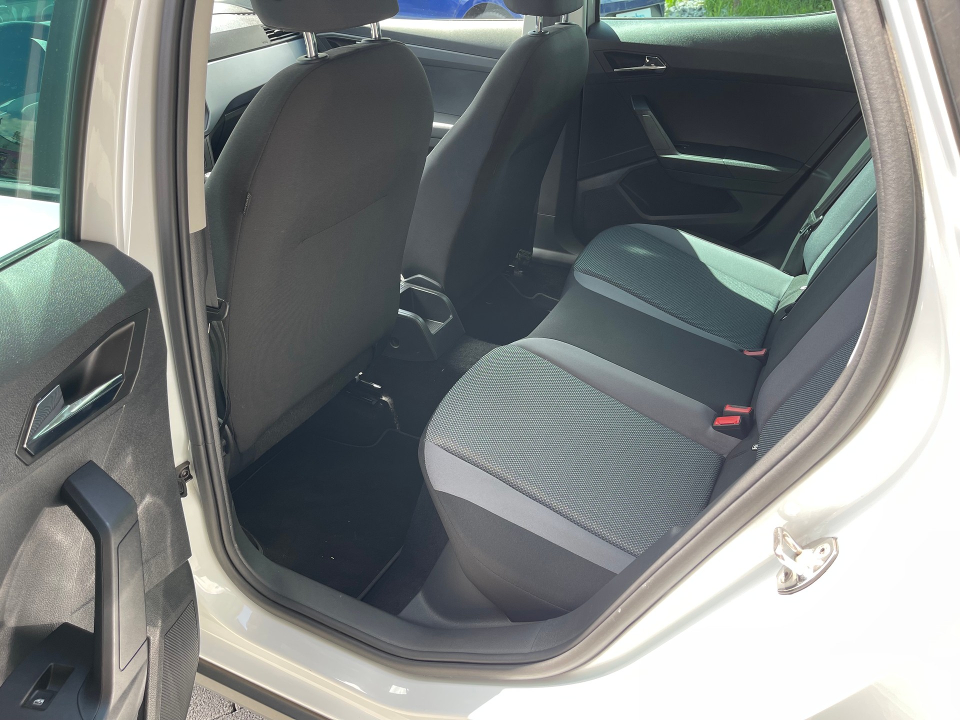 SEAT Arona 1.0 TSI Eco DSG Style-image-13