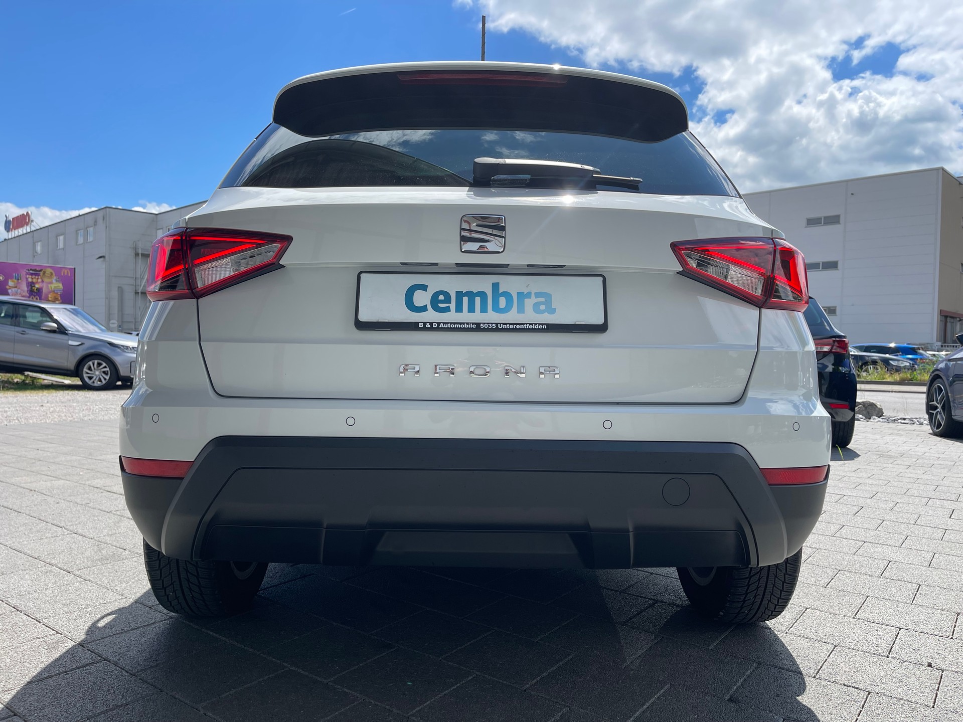 SEAT Arona 1.0 TSI Eco DSG Style-image-10
