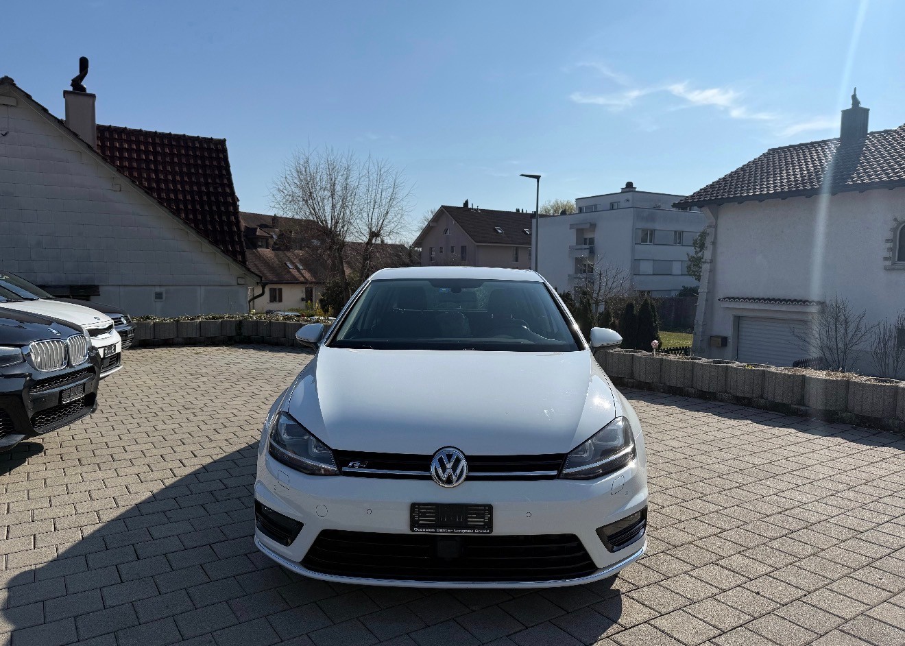 VW Golf 1.2 TSI R-Line Design-image-1