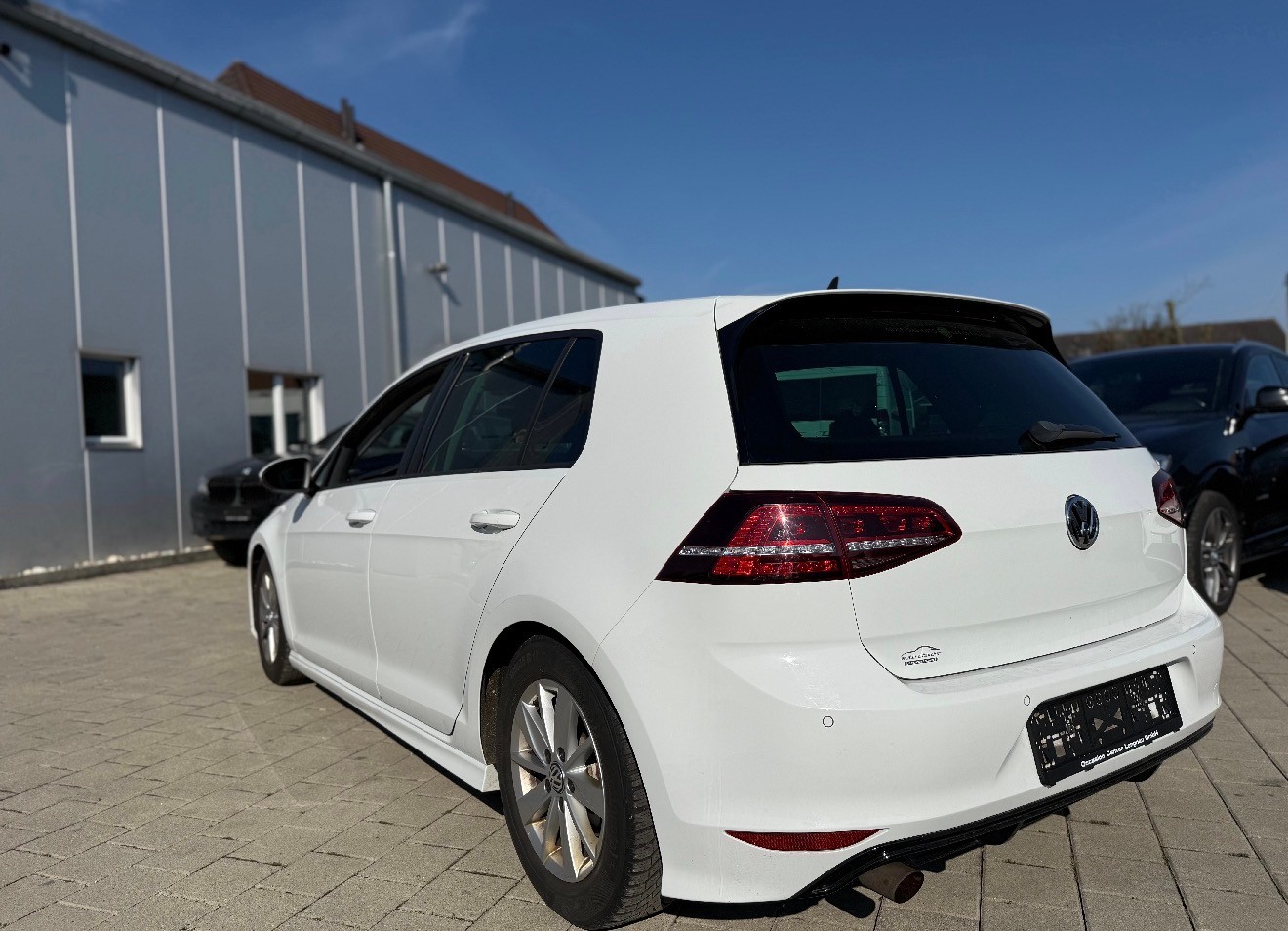 VW Golf 1.2 TSI R-Line Design-image-6