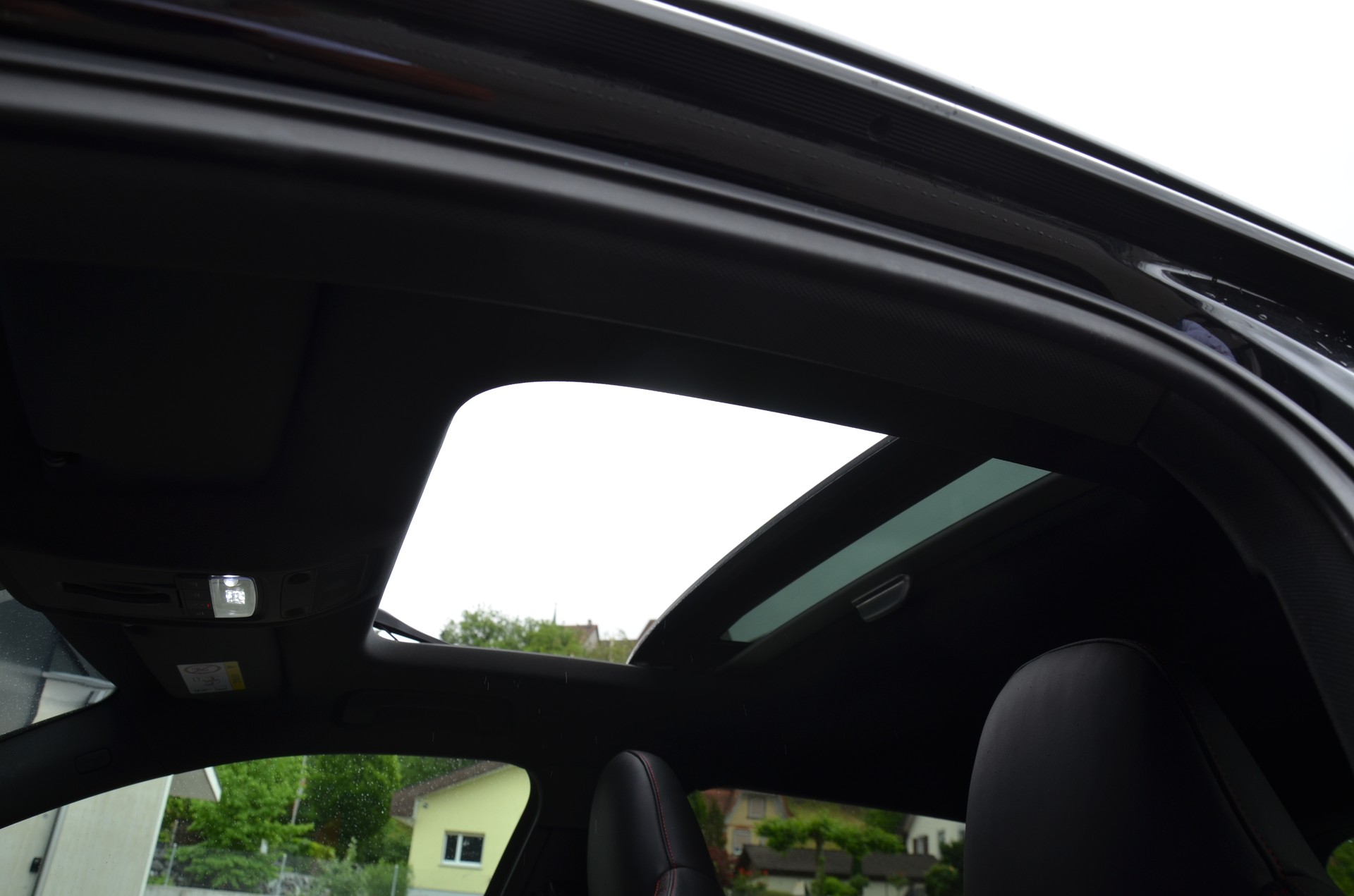 AUDI RS3 Sportback 2.5 TSI quattro S-tronic-image-13