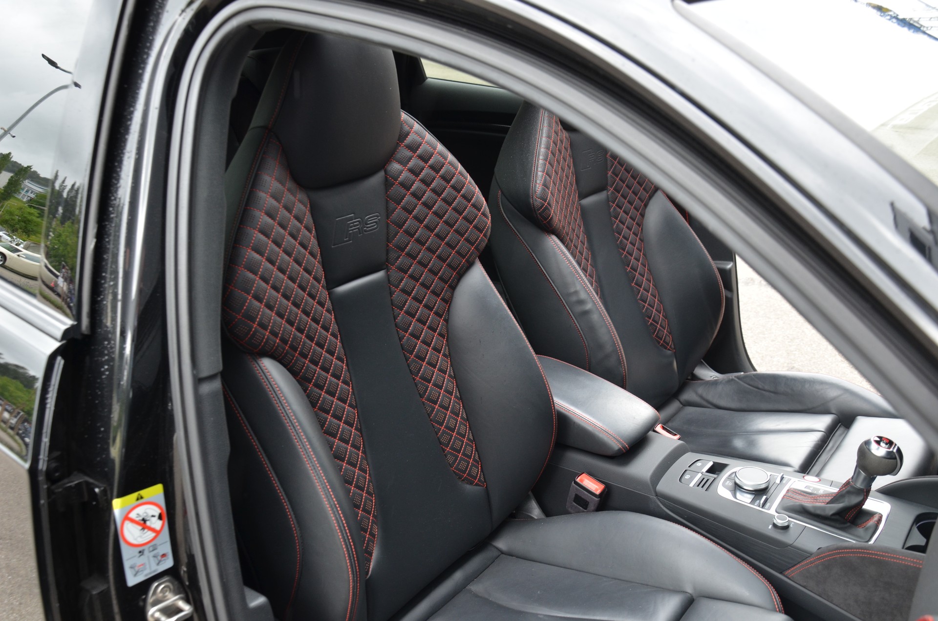 AUDI RS3 Sportback 2.5 TSI quattro S-tronic-image-15