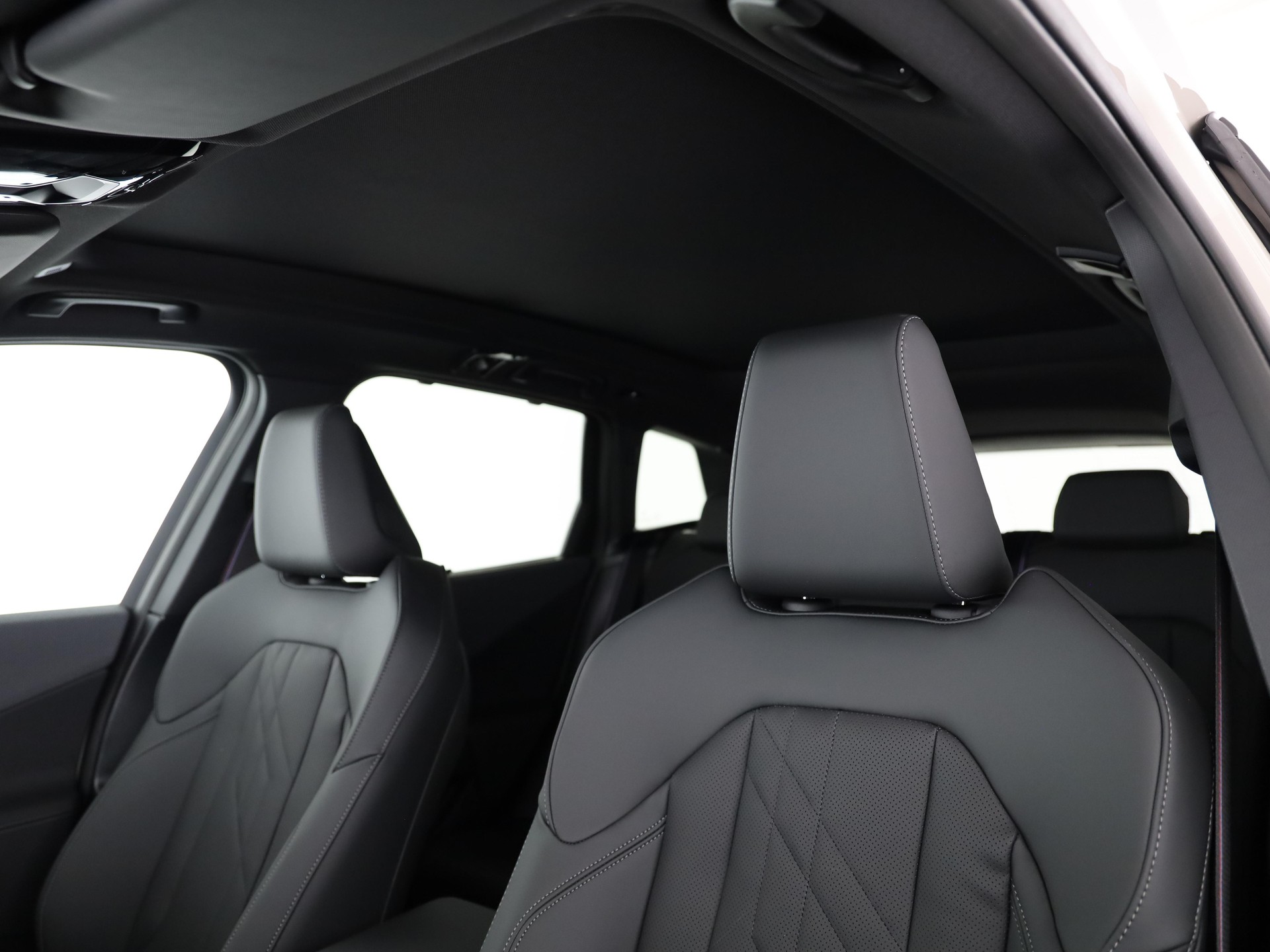 BMW X3 M50i-image-14