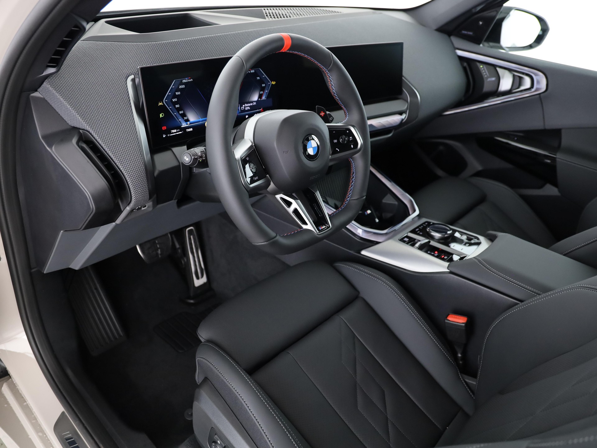 BMW X3 M50i-image-15