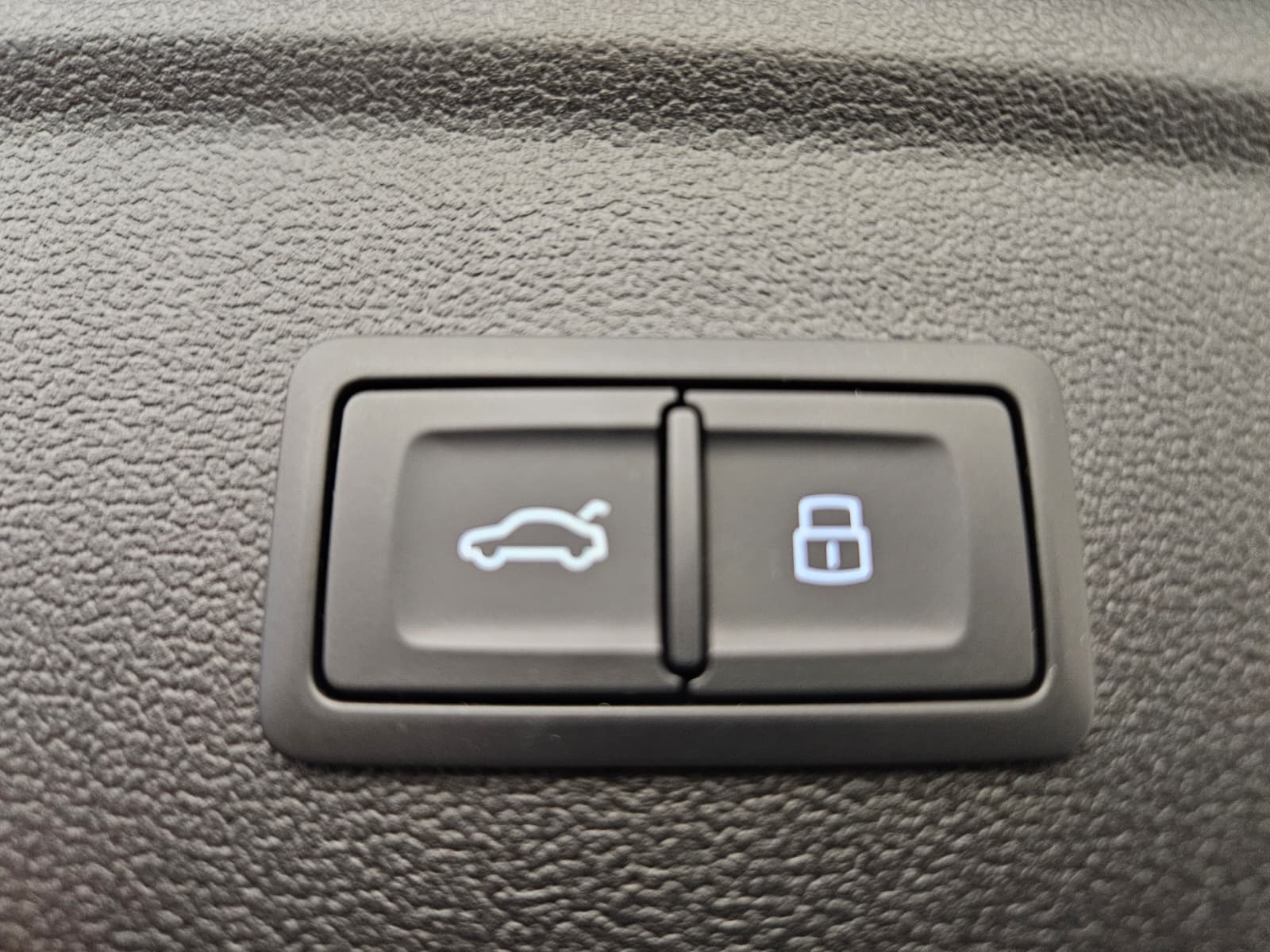 AUDI A3 Sportback 35 TFSI S line Attraction S-tronic-image-15