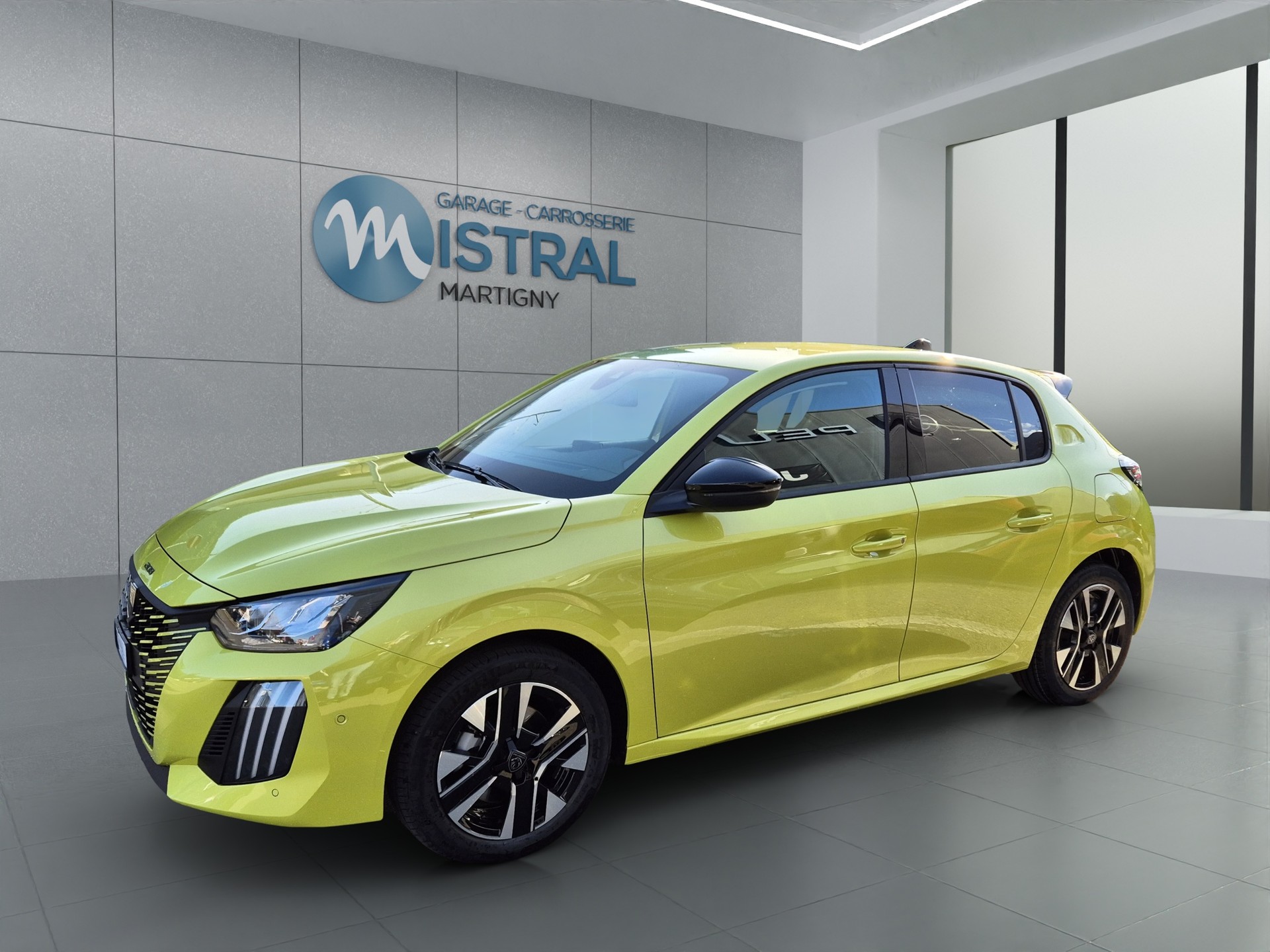 PEUGEOT 208 1.2 Hybrid Allure-image-0