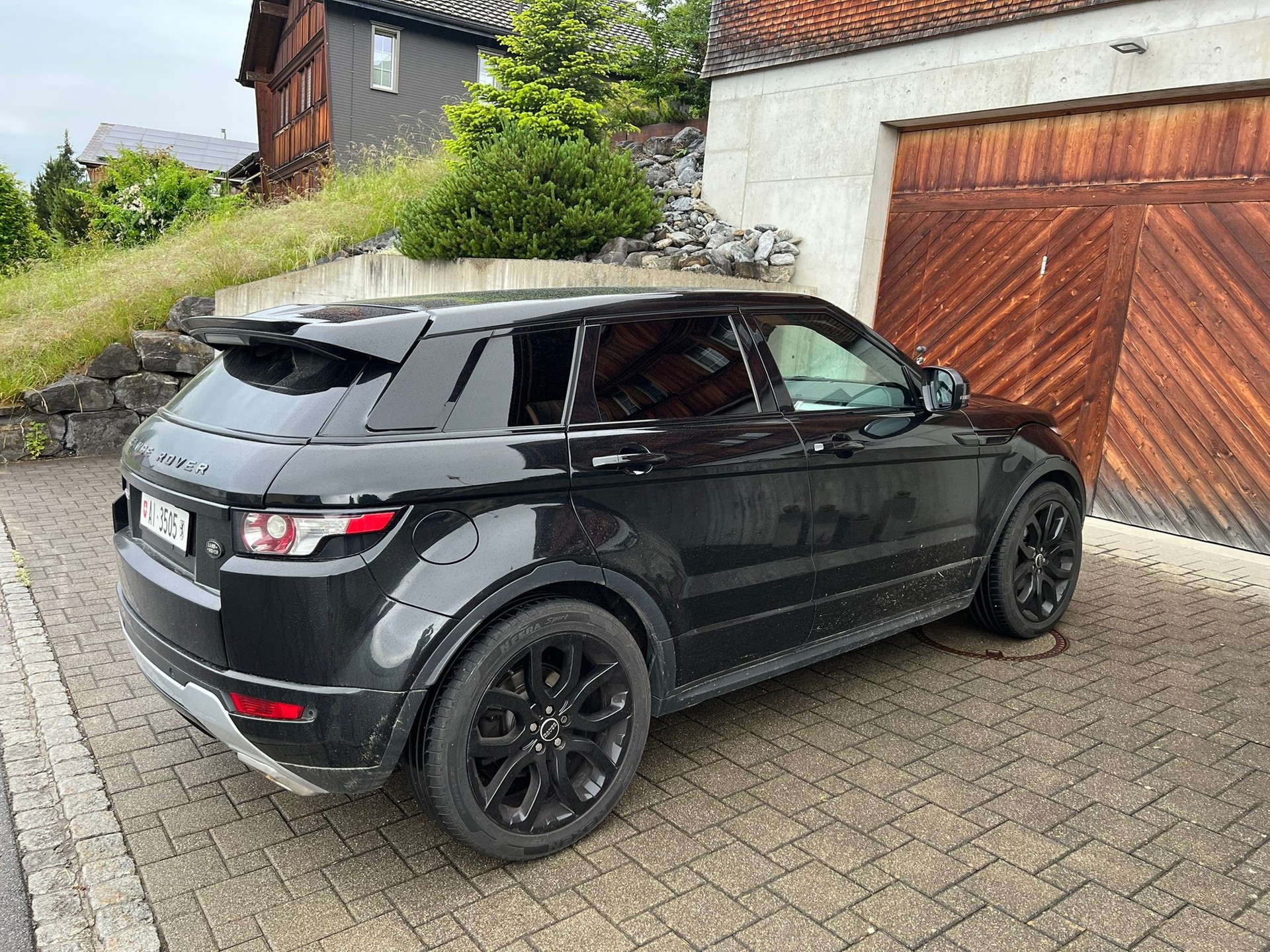 LAND ROVER 2.2 SD4 Dynamic-image-2