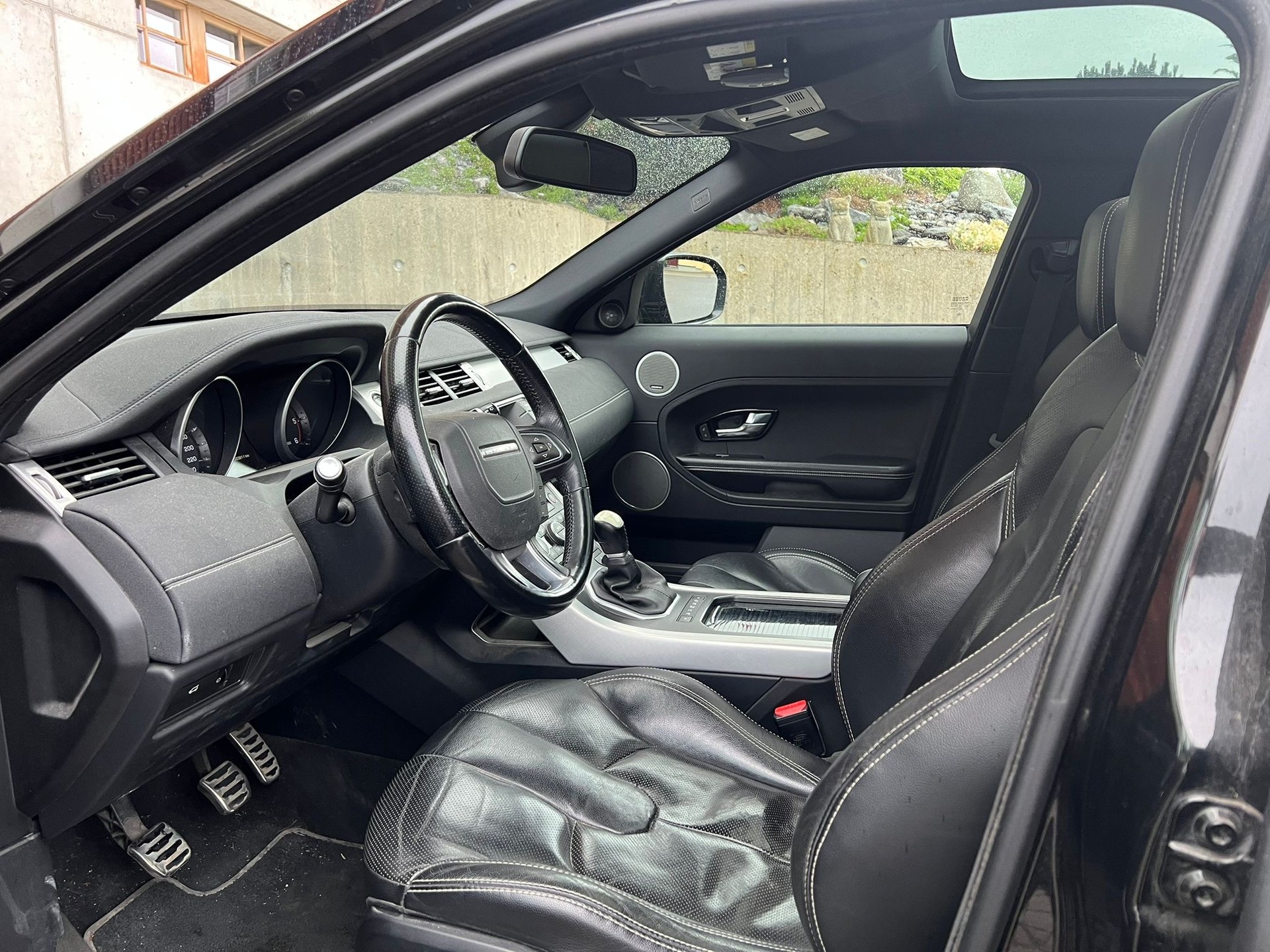 LAND ROVER 2.2 SD4 Dynamic-image-4