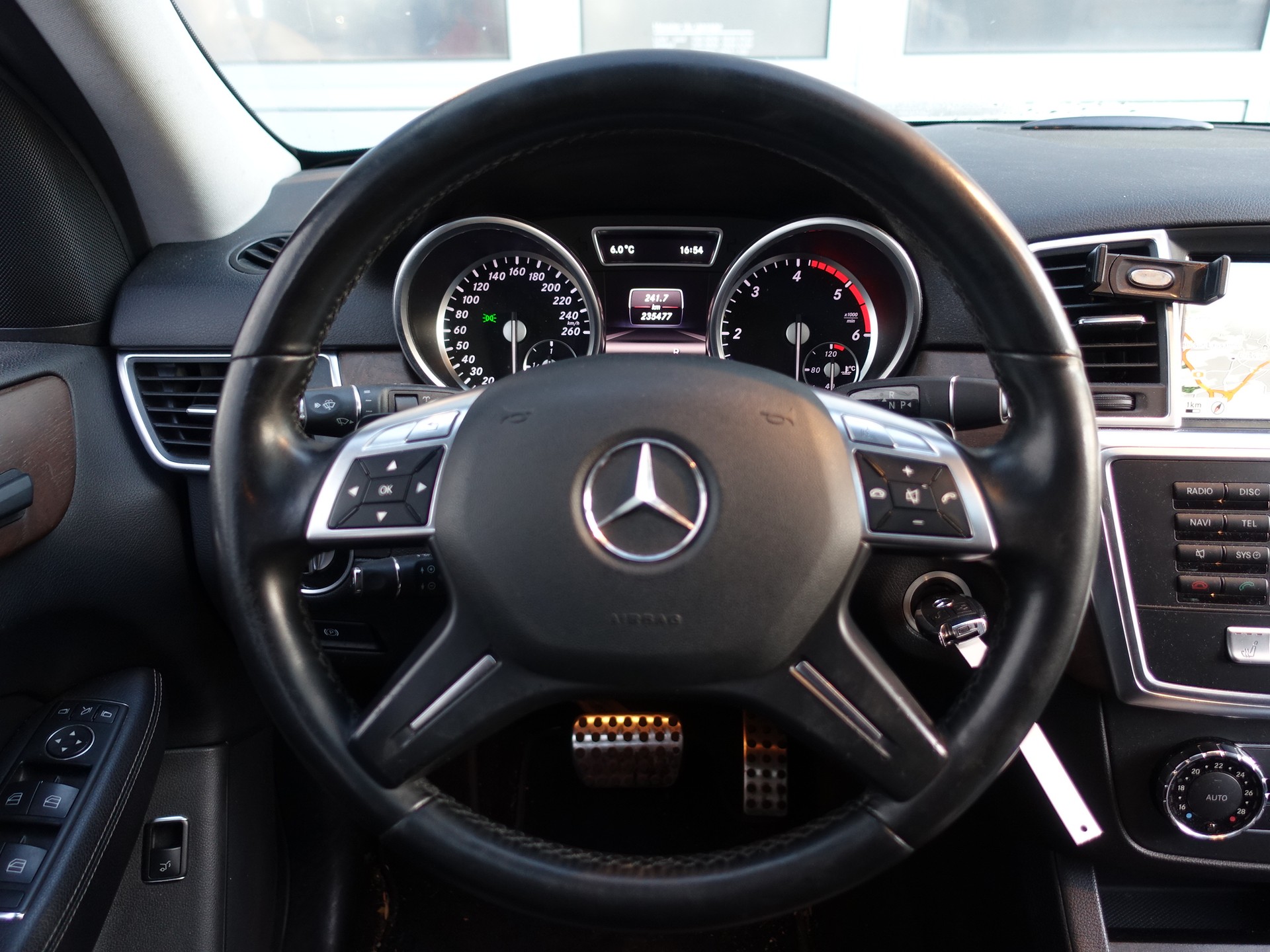 MERCEDES-BENZ ML 350 BlueTEC Executive 4Matic 7G-Tronic-image-11