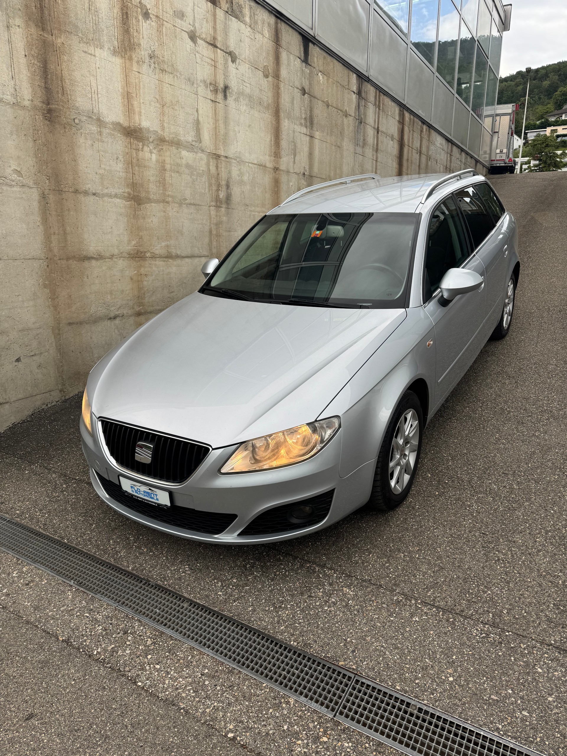 SEAT Exeo ST 2.0 TDI Style-image-0