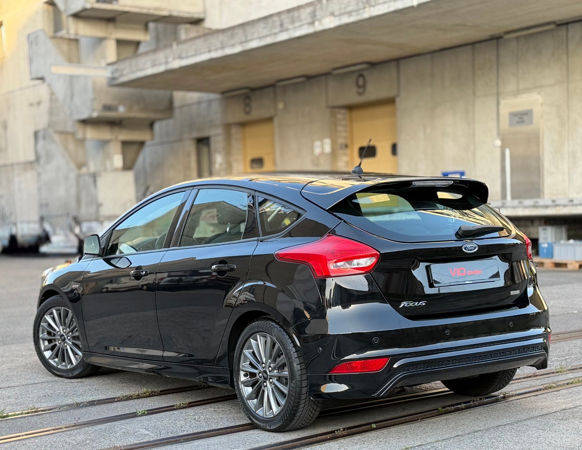FORD Focus 1.0 SCTi ST Line-image-2