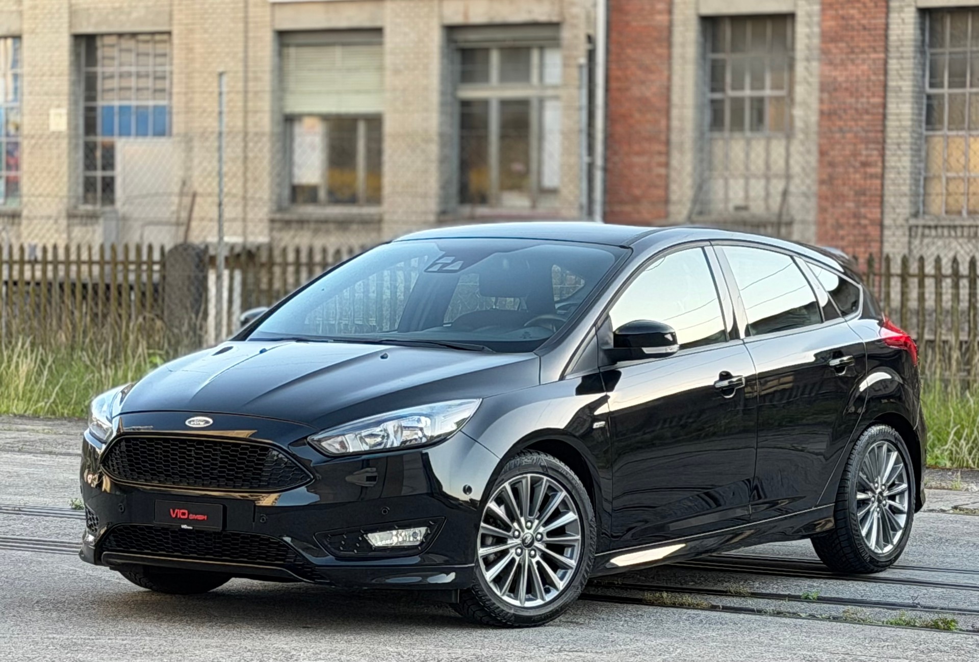 FORD Focus 1.0 SCTi ST Line-image-0