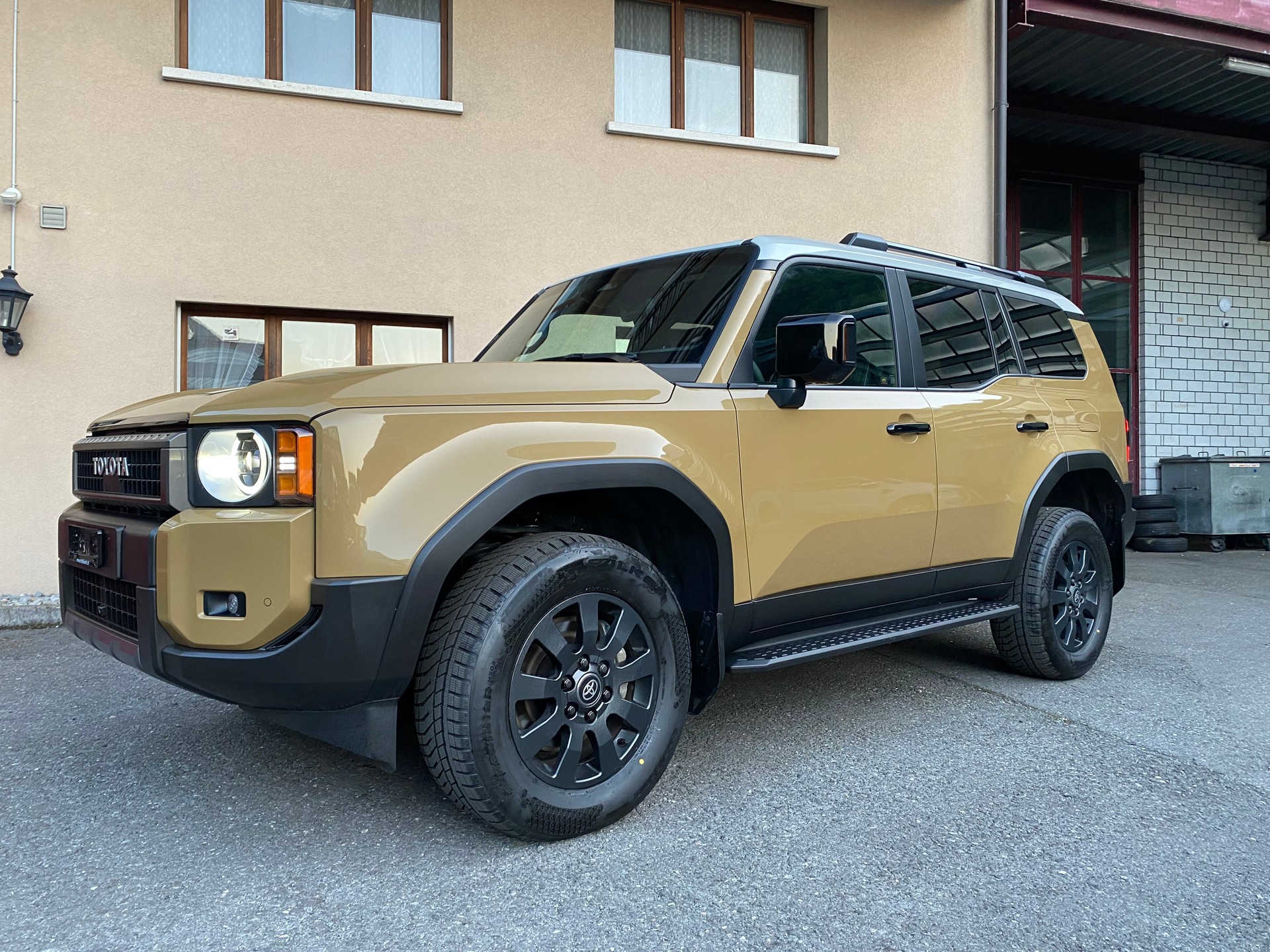 TOYOTA Land Cruiser 2.8TD First Edition-image-13