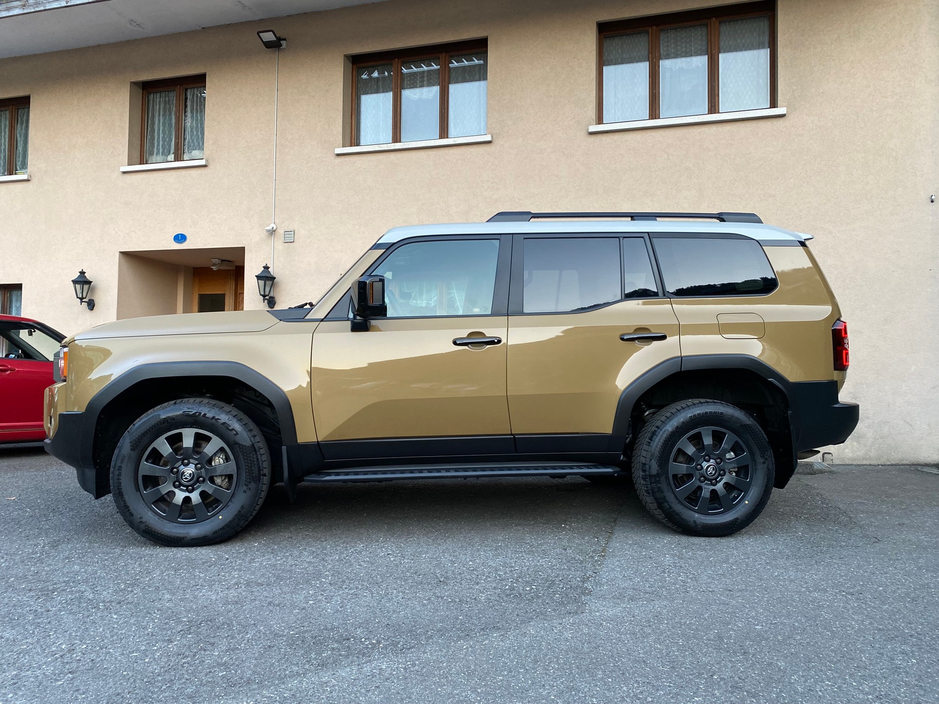 TOYOTA Land Cruiser 2.8TD First Edition-image-12