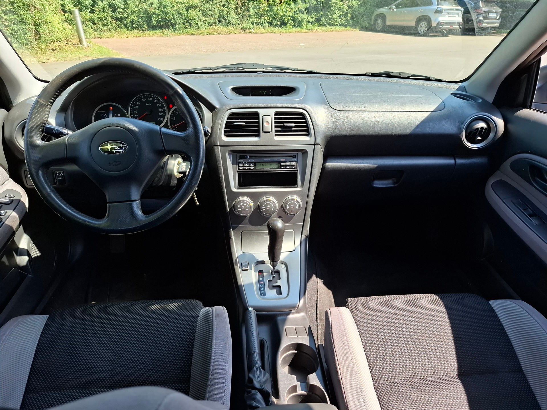 SUBARU Impreza 2.0R-image-8
