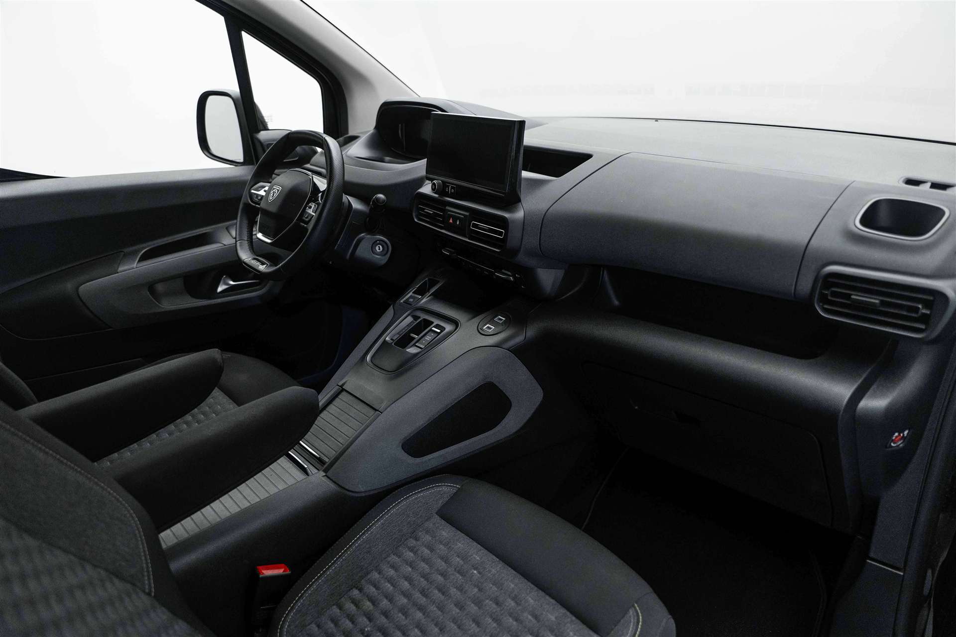 PEUGEOT Rifter Long 1.5 BlueHDi 7 Plätzer GT EAT-Automat-image-11