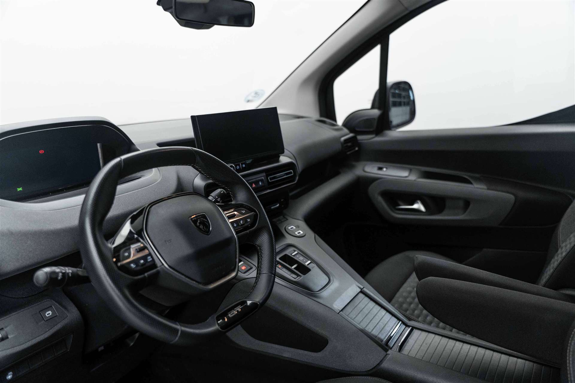 PEUGEOT Rifter Long 1.5 BlueHDi 7 Plätzer GT EAT-Automat-image-7