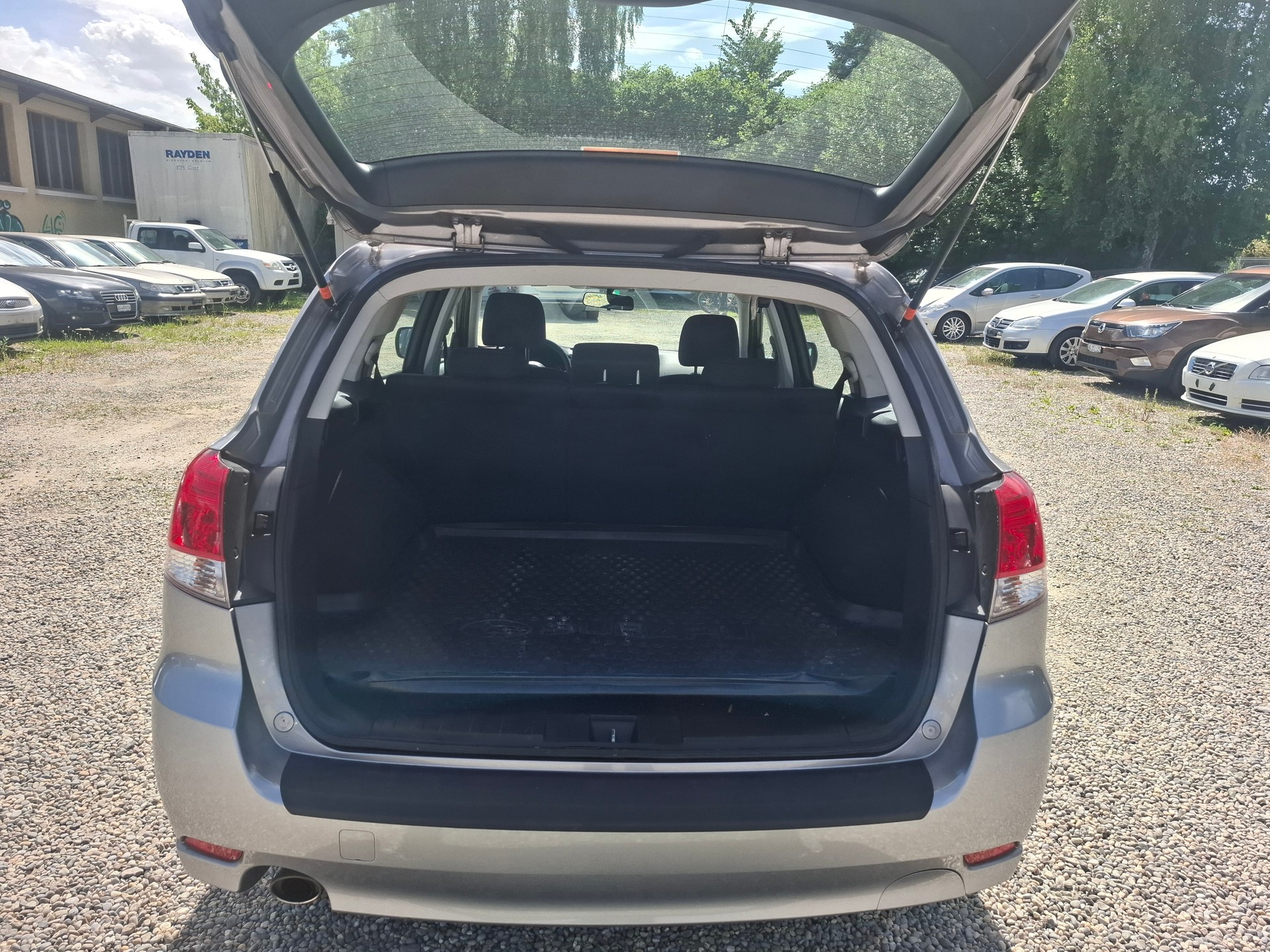 SUBARU Legacy 2.0i Swiss AWD Lineartronic-image-8