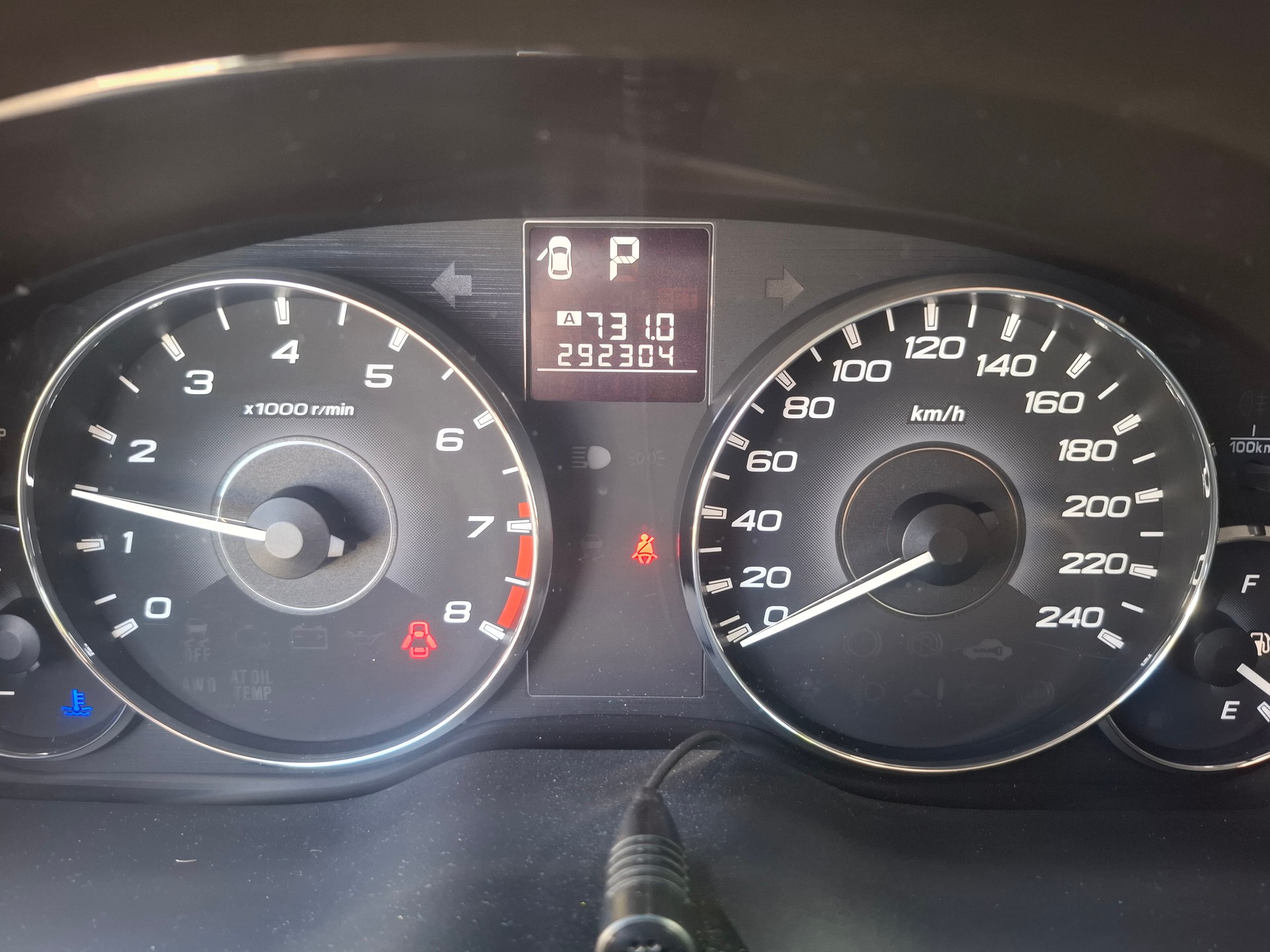 SUBARU Legacy 2.0i Swiss AWD Lineartronic-image-13