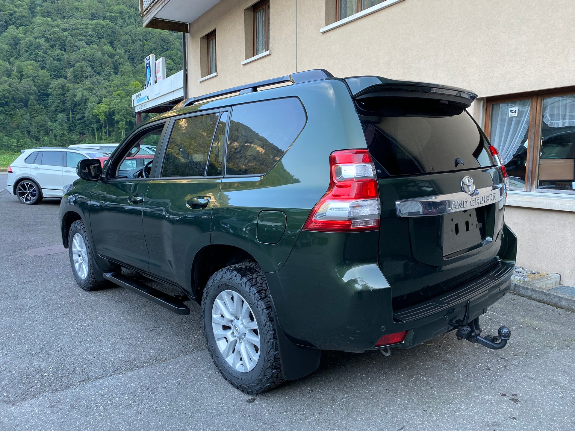 TOYOTA Land Cruiser 2.8TD Sol Premium Automat-image-14
