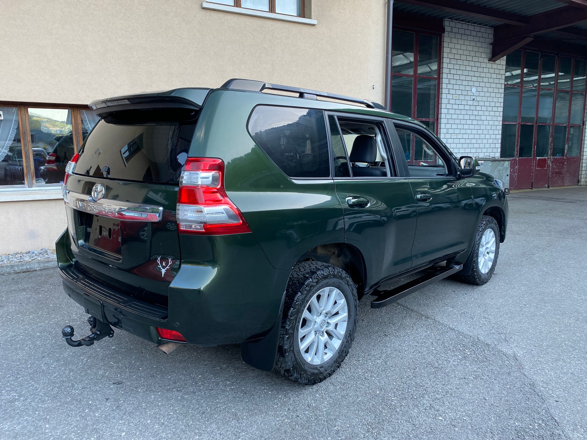 TOYOTA Land Cruiser 2.8TD Sol Premium Automat-image-9