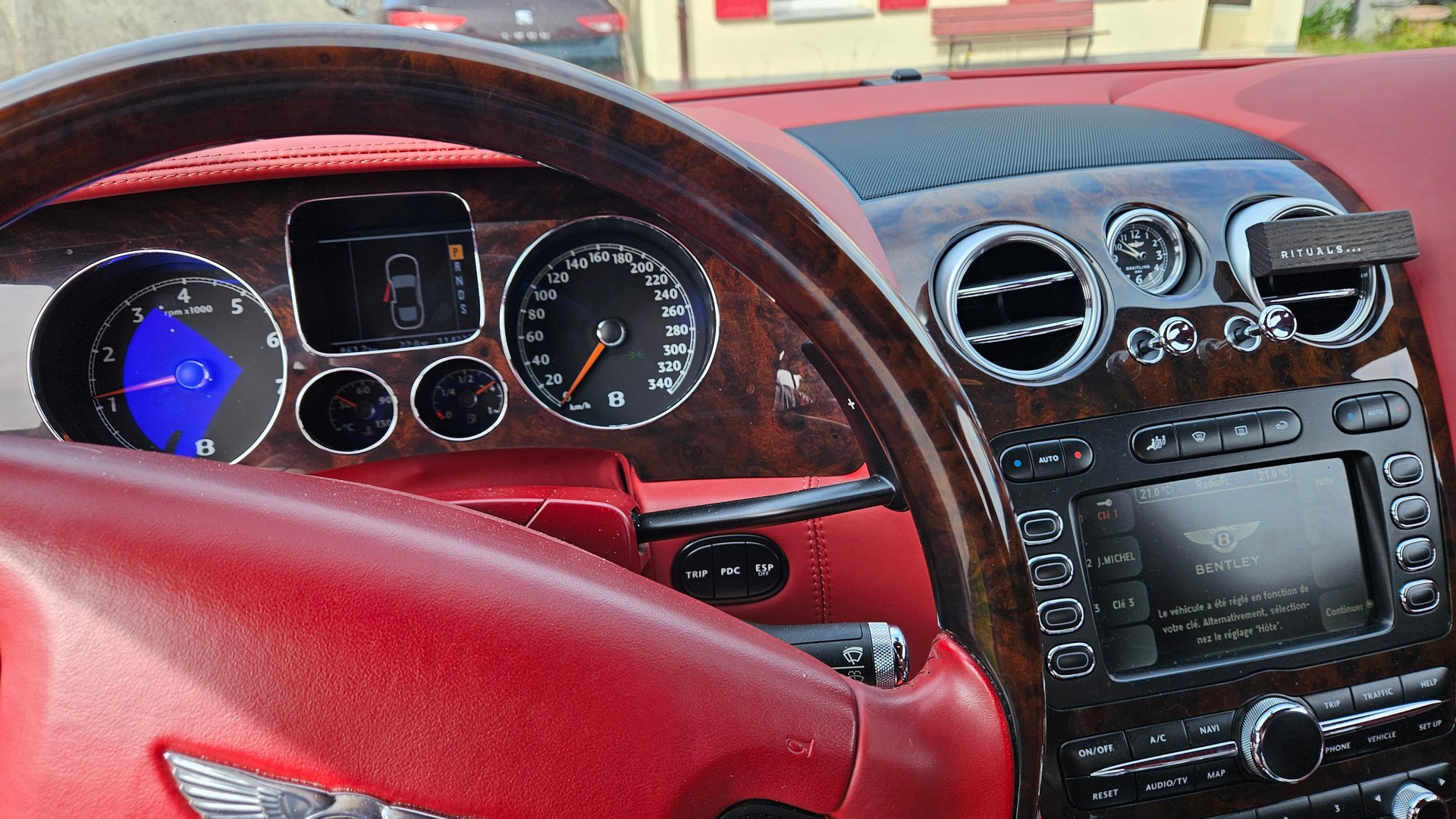 BENTLEY 6.0 V12-image-3