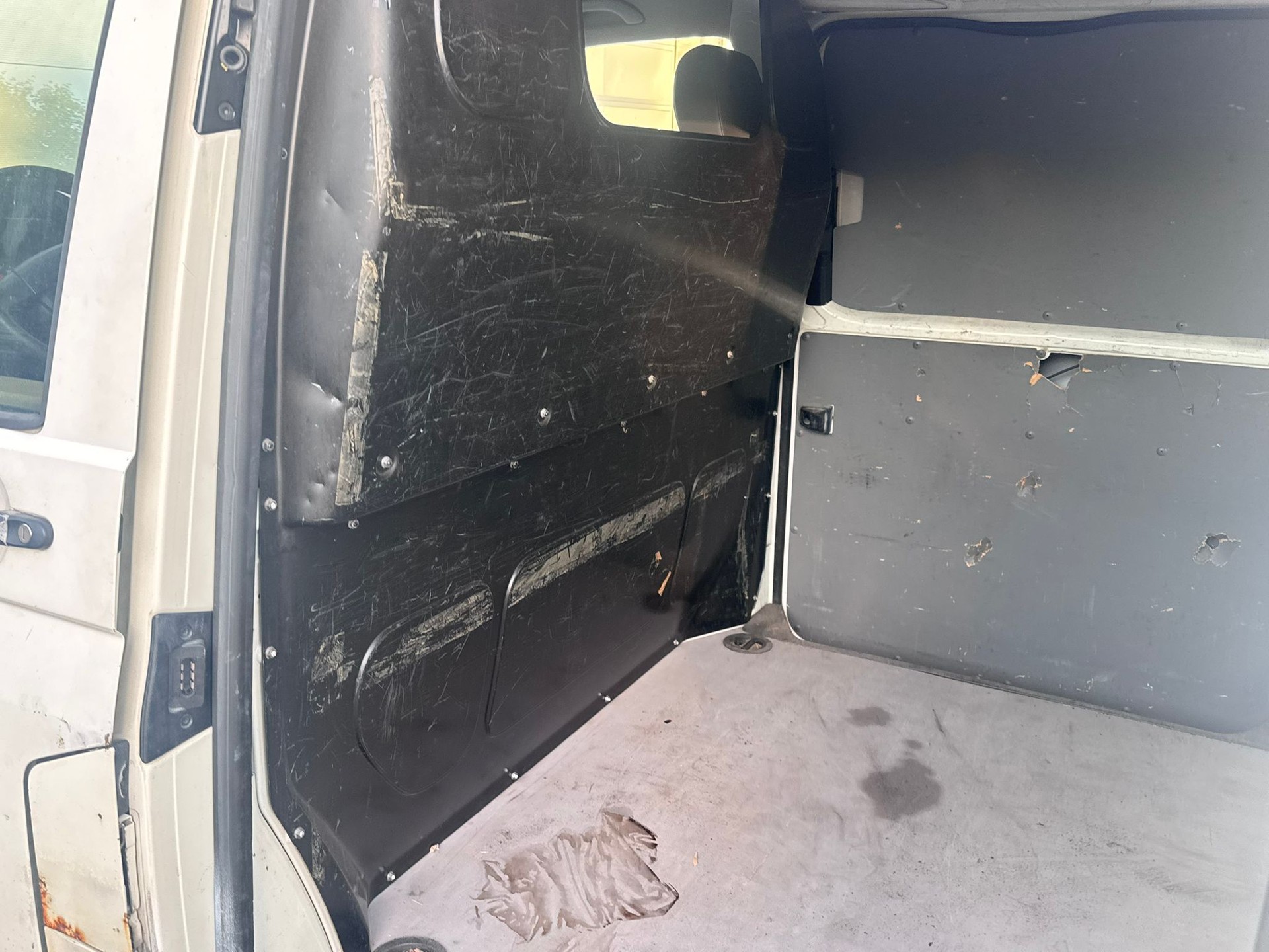 VW T5 2.5 TDI PD-image-10
