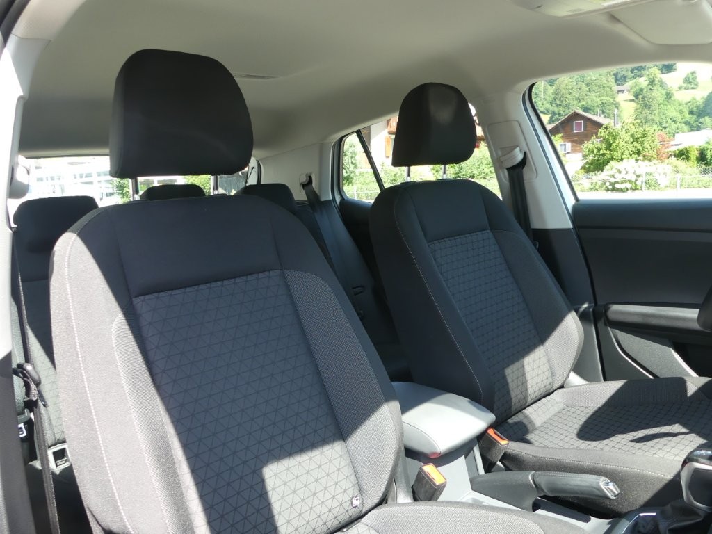 VW T-Cross 1.0 TSI Life DSG-image-10